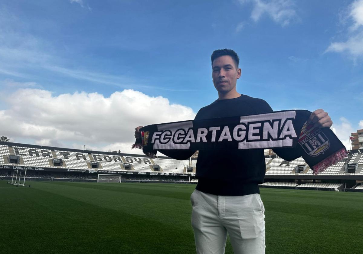 Pablo Santis-Mandiola, ayer en el estadio Cartagonova.