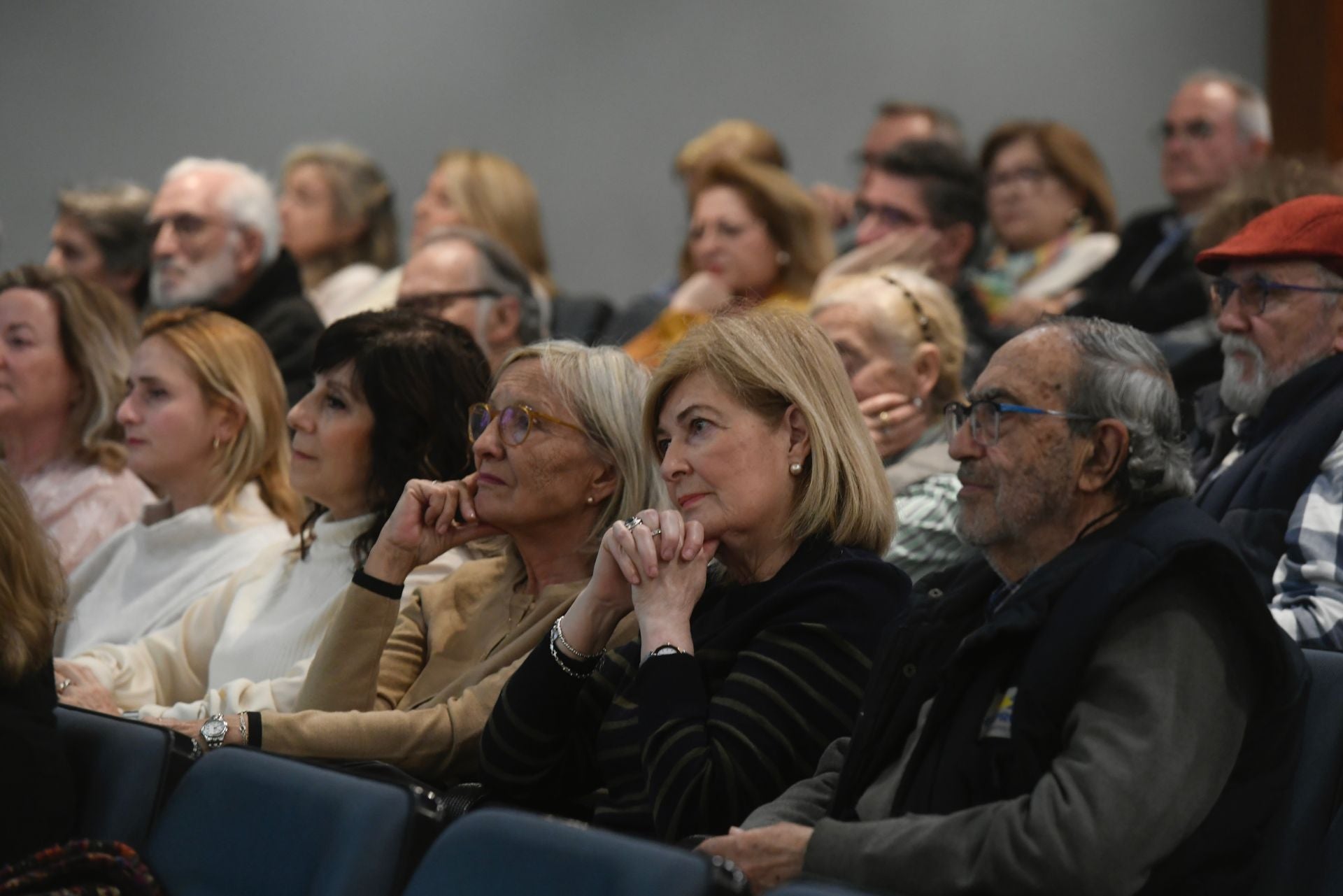 Aitor Larrabide en el Aula de Cultura de LA VERDAD, en imágenes