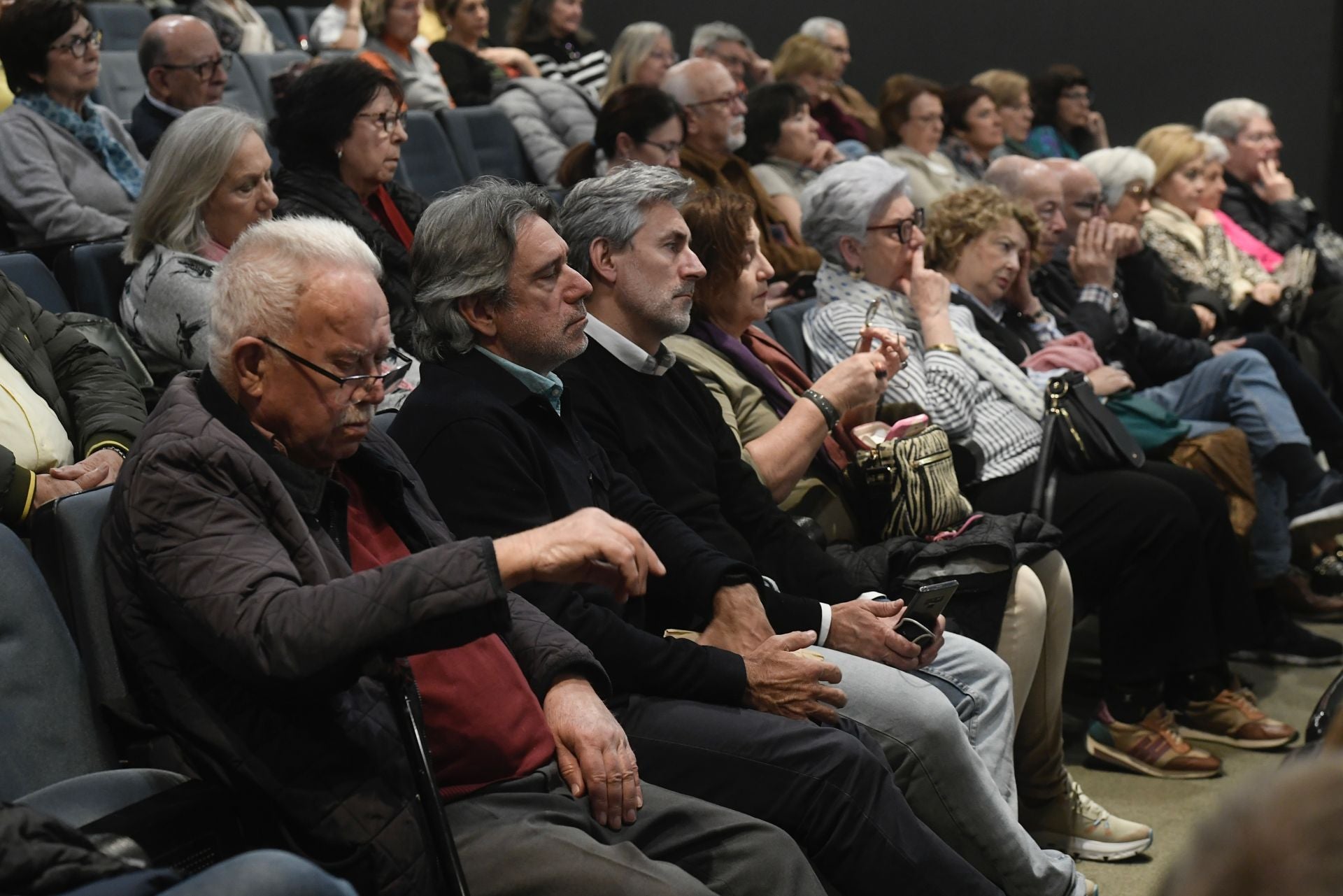 Aitor Larrabide en el Aula de Cultura de LA VERDAD, en imágenes