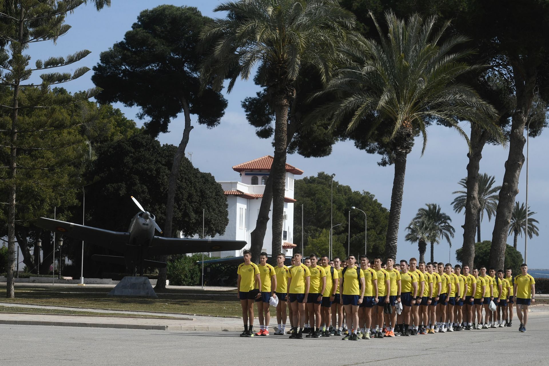 La visita de la ministra de Defensa a la Academia General del Aire de San Javier, en imágenes