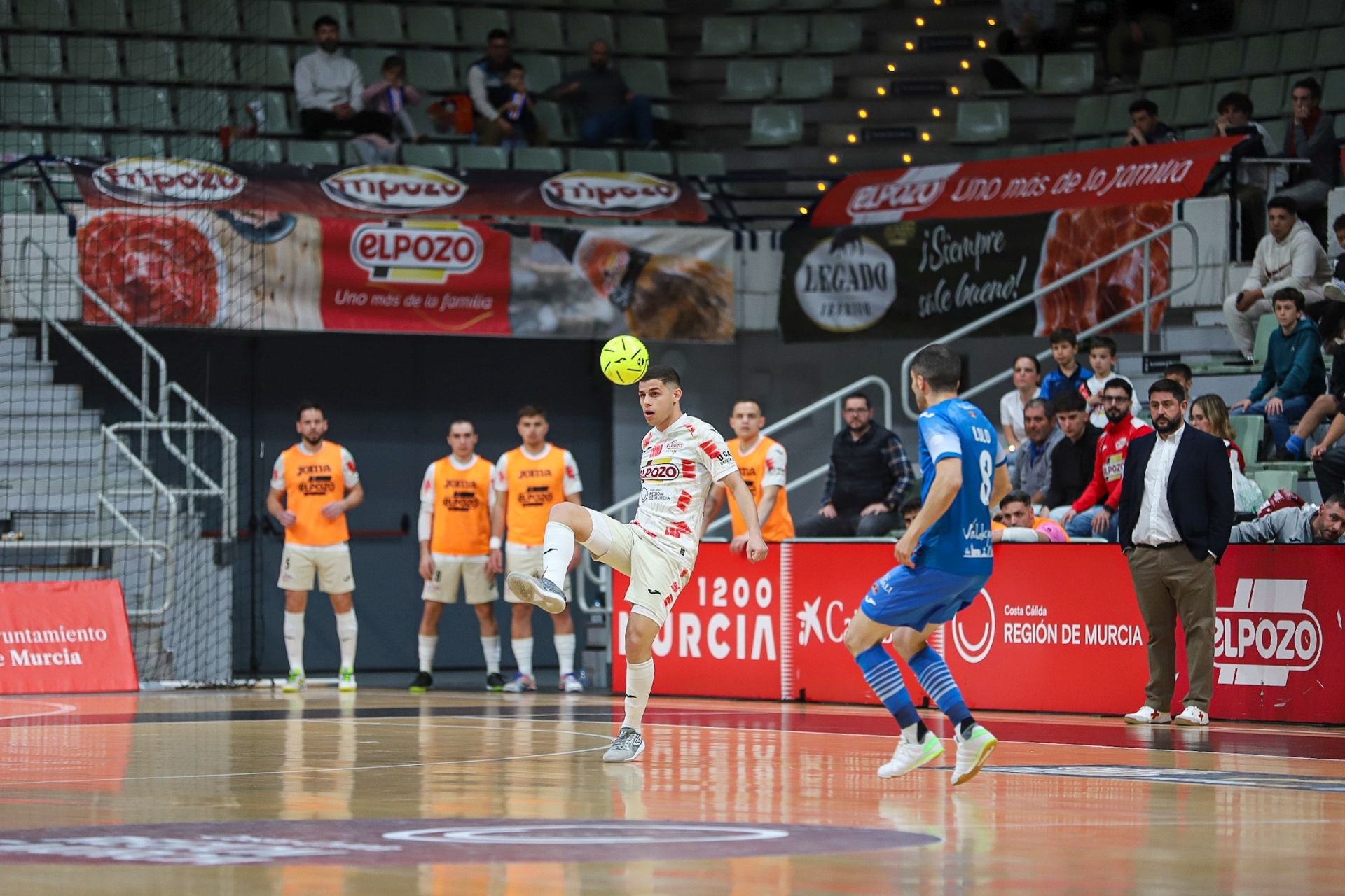 El partido entre ElPozo y Valdepeñas, en imágenes