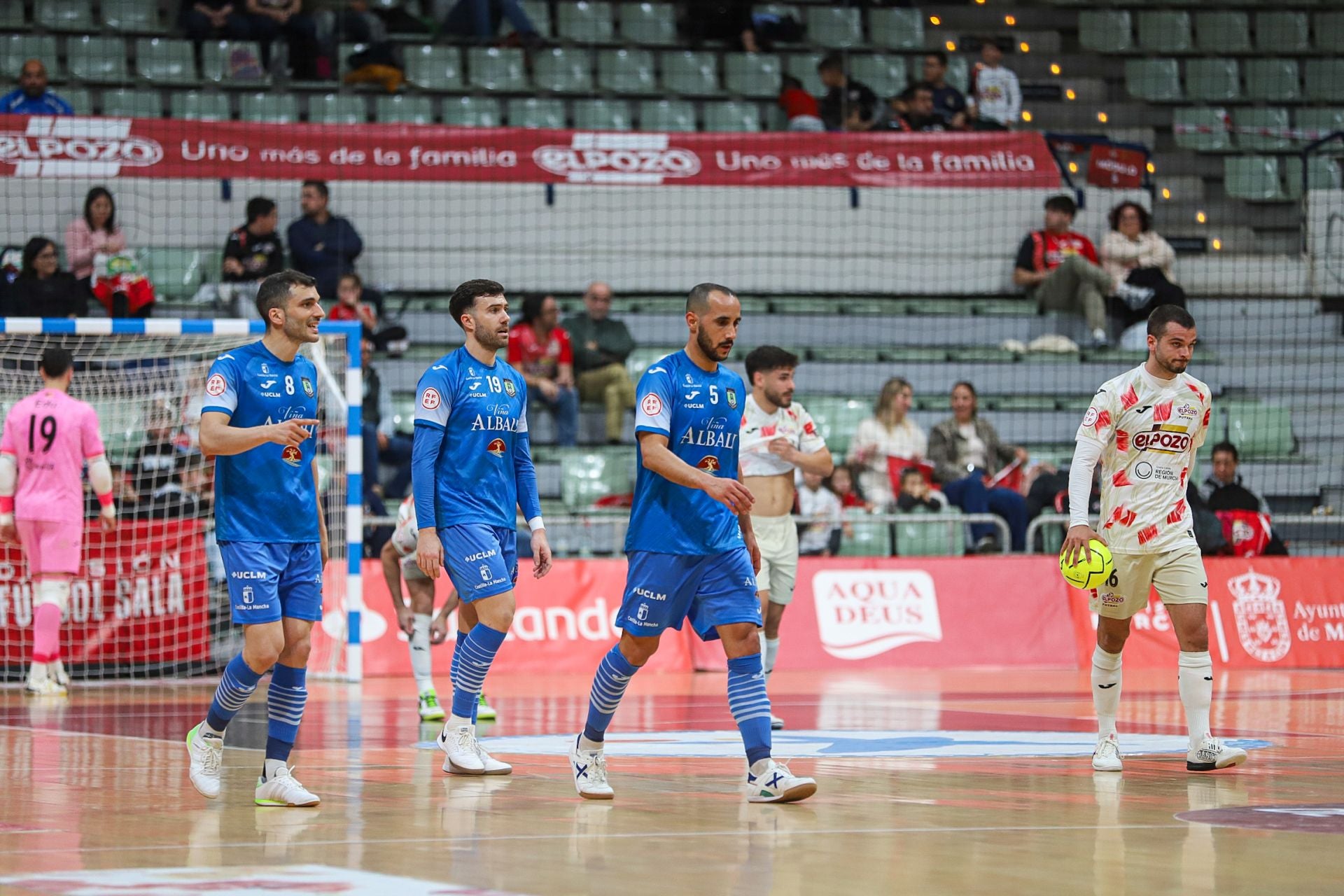 El partido entre ElPozo y Valdepeñas, en imágenes