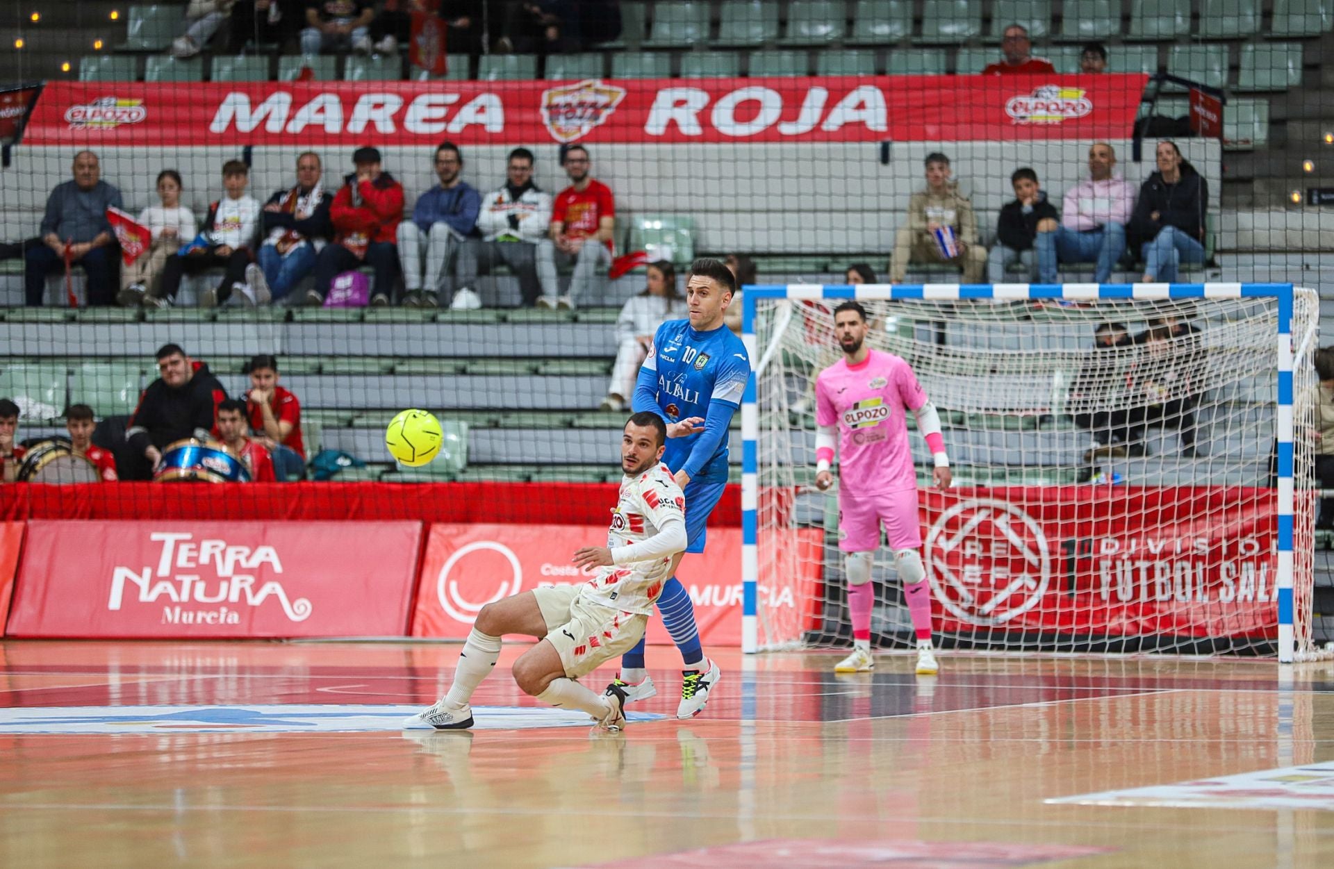 El partido entre ElPozo y Valdepeñas, en imágenes