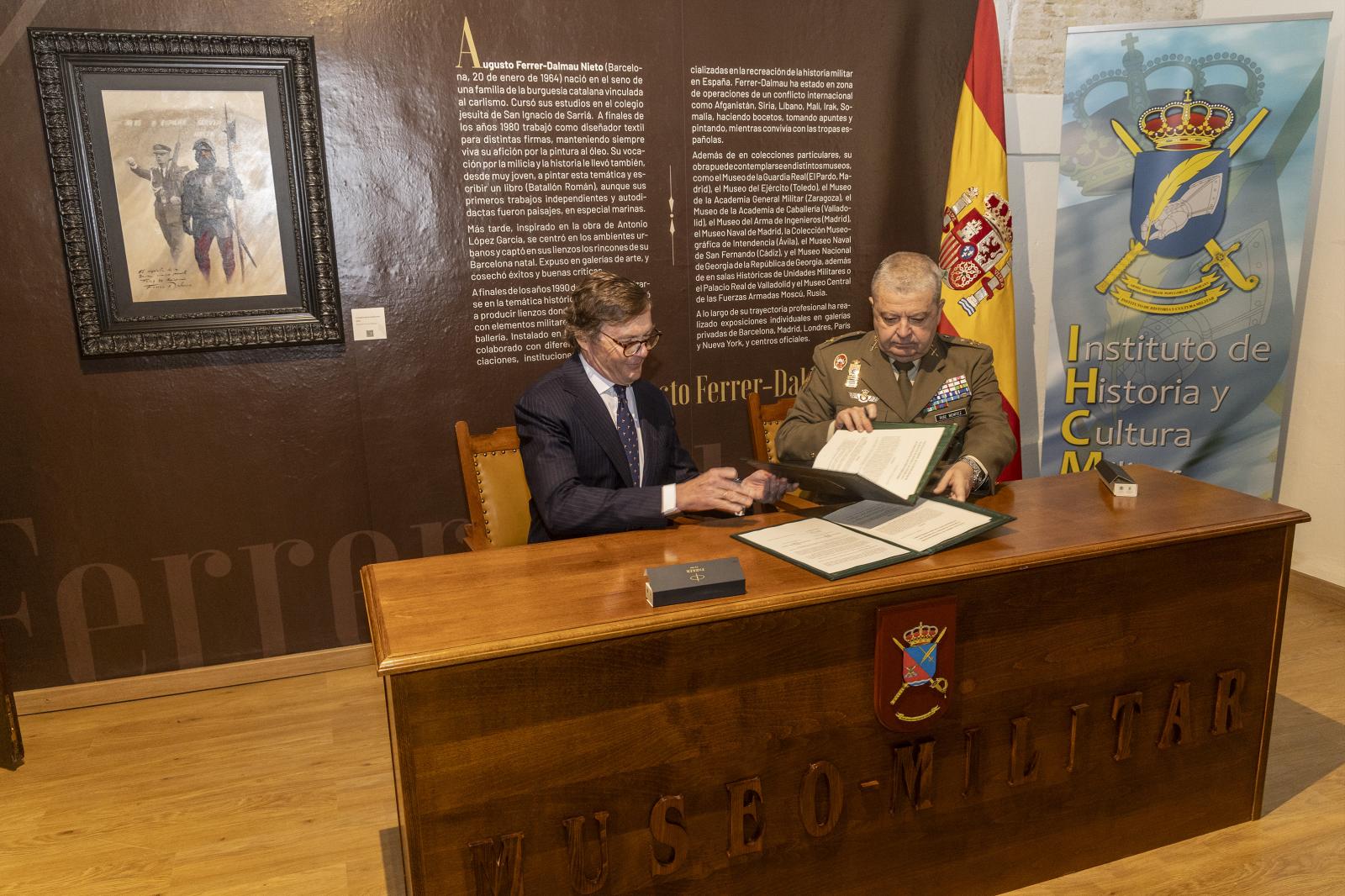 Las imágenes de la exposición de Augusto Ferrer-Dalmau en el Museo Militar de Cartagena