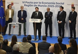 Firma del pacto por la Economía Social de la Región de Murcia, este sábado.