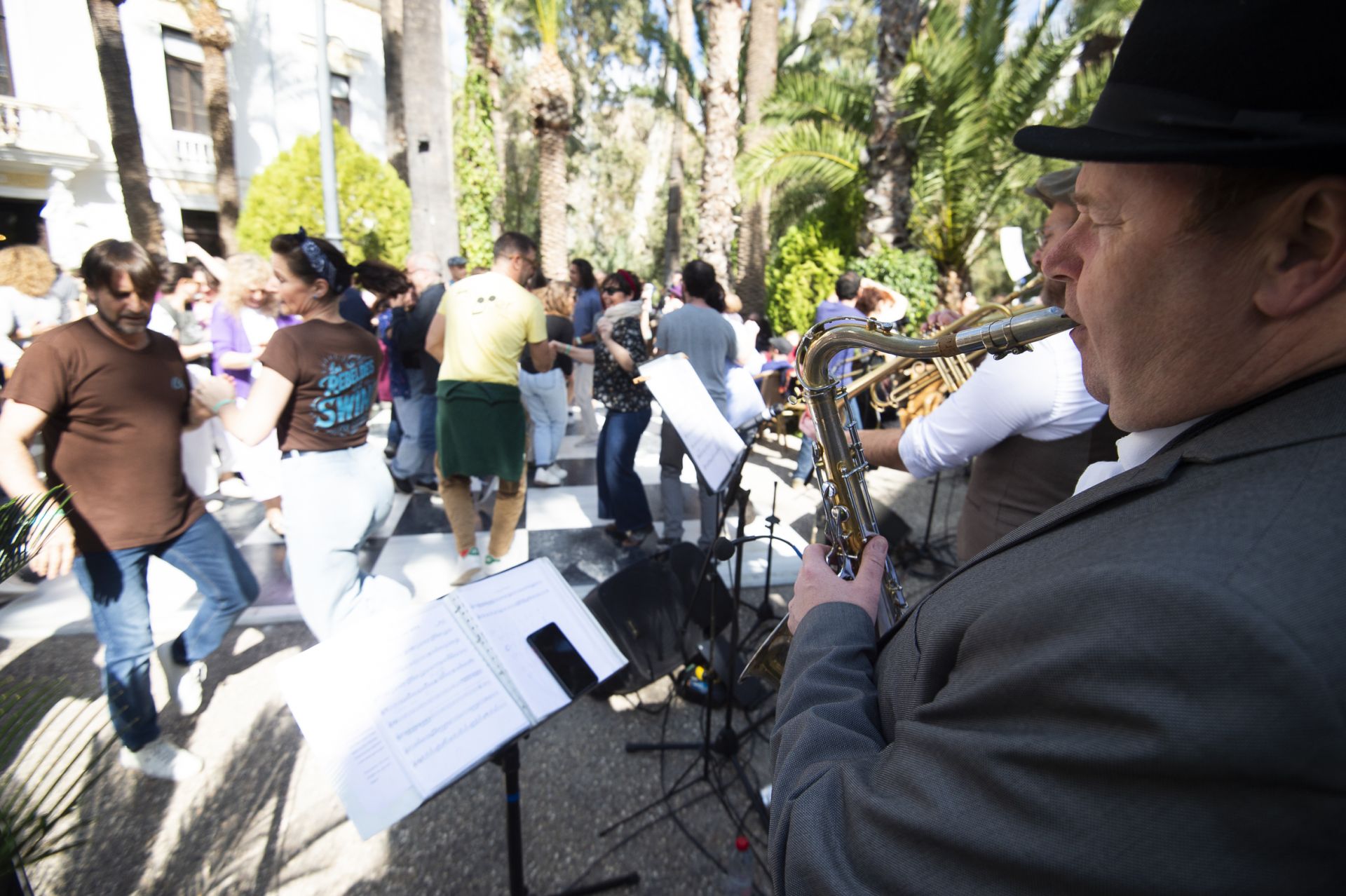 Fans del jazz se dan cita en Archena para bailar a ritmo de swing