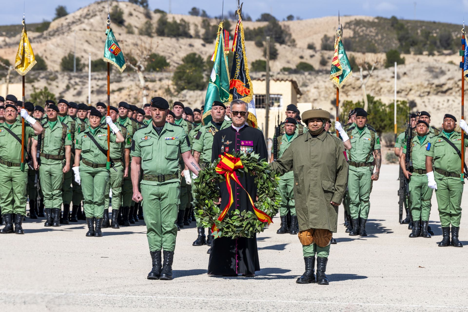 El aniversario de las Fuerzas Paracaidistas del Ejército de Tierra, en imágenes