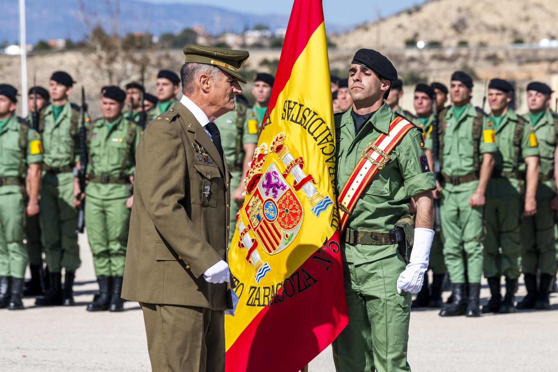 El aniversario de las Fuerzas Paracaidistas del Ejército de Tierra, en imágenes