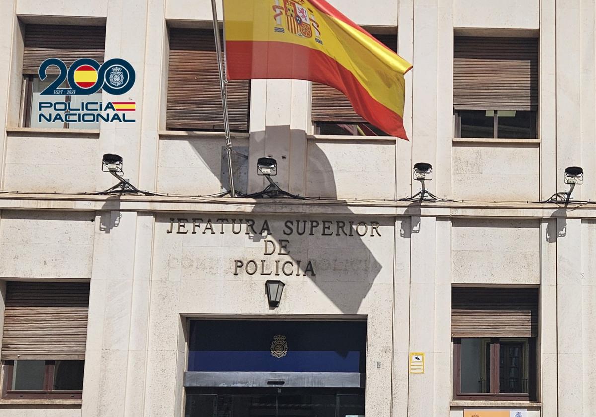 La fachada de la Jefatura Superior de Policía de la Región de Murcia.