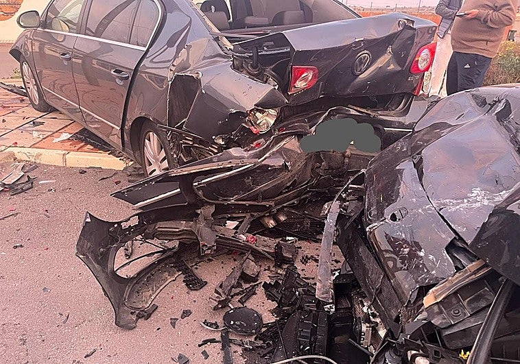 El estado de dos de los vehículos después del choque, en La Unión.