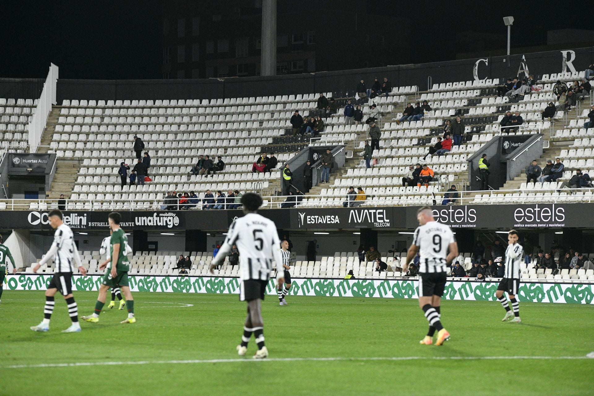 La derrota del Cartagena ante el Eibar, en imágenes