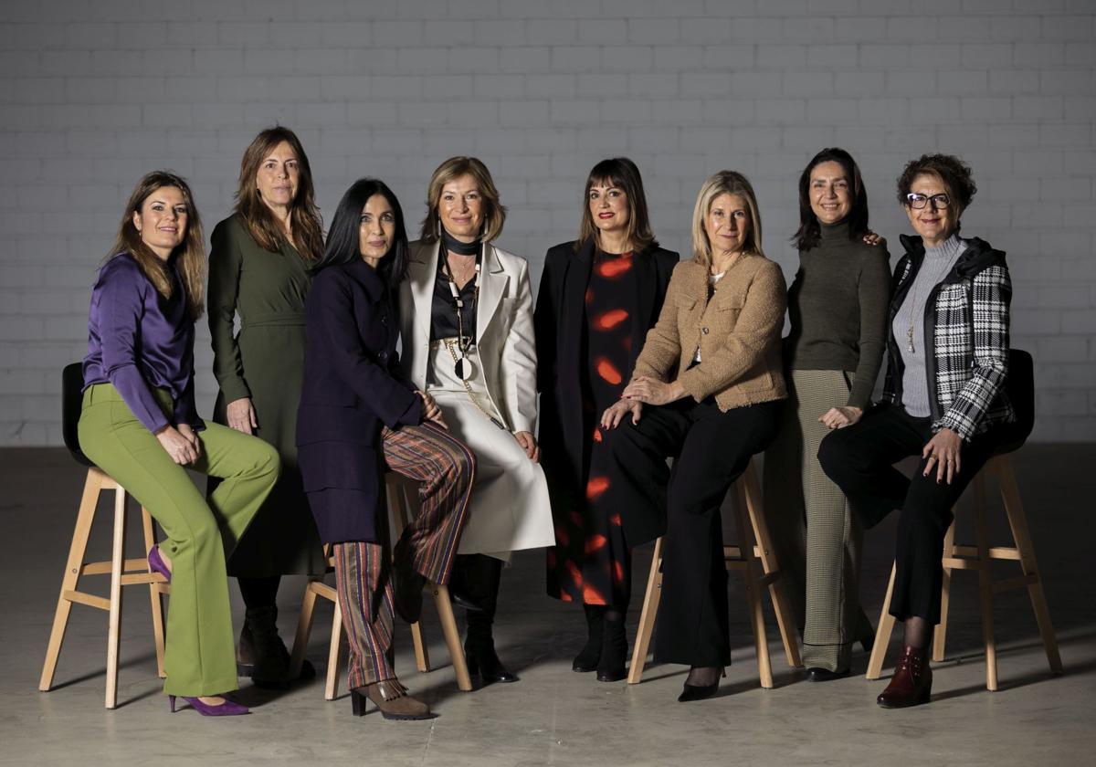 Fátima Campillo, Fuensanta Carreres, María Luisa Lozano, Pilar Berral, Miriam Martínez Abellán, Maravillas Hernández, Carolina Olivares y María Ángeles Esteban.