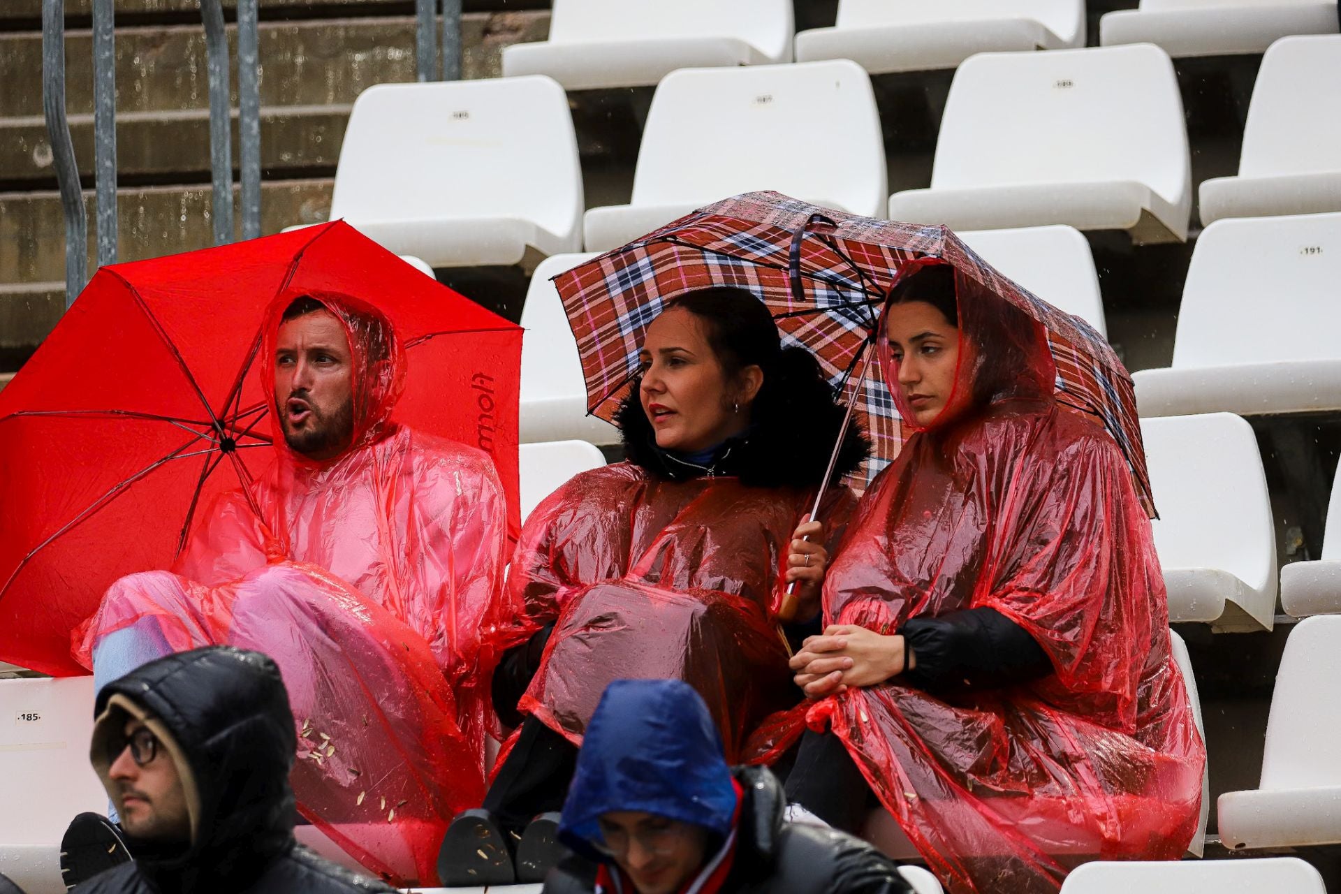 La derrota del Real Murcia frente al Ibiza, en imágenes