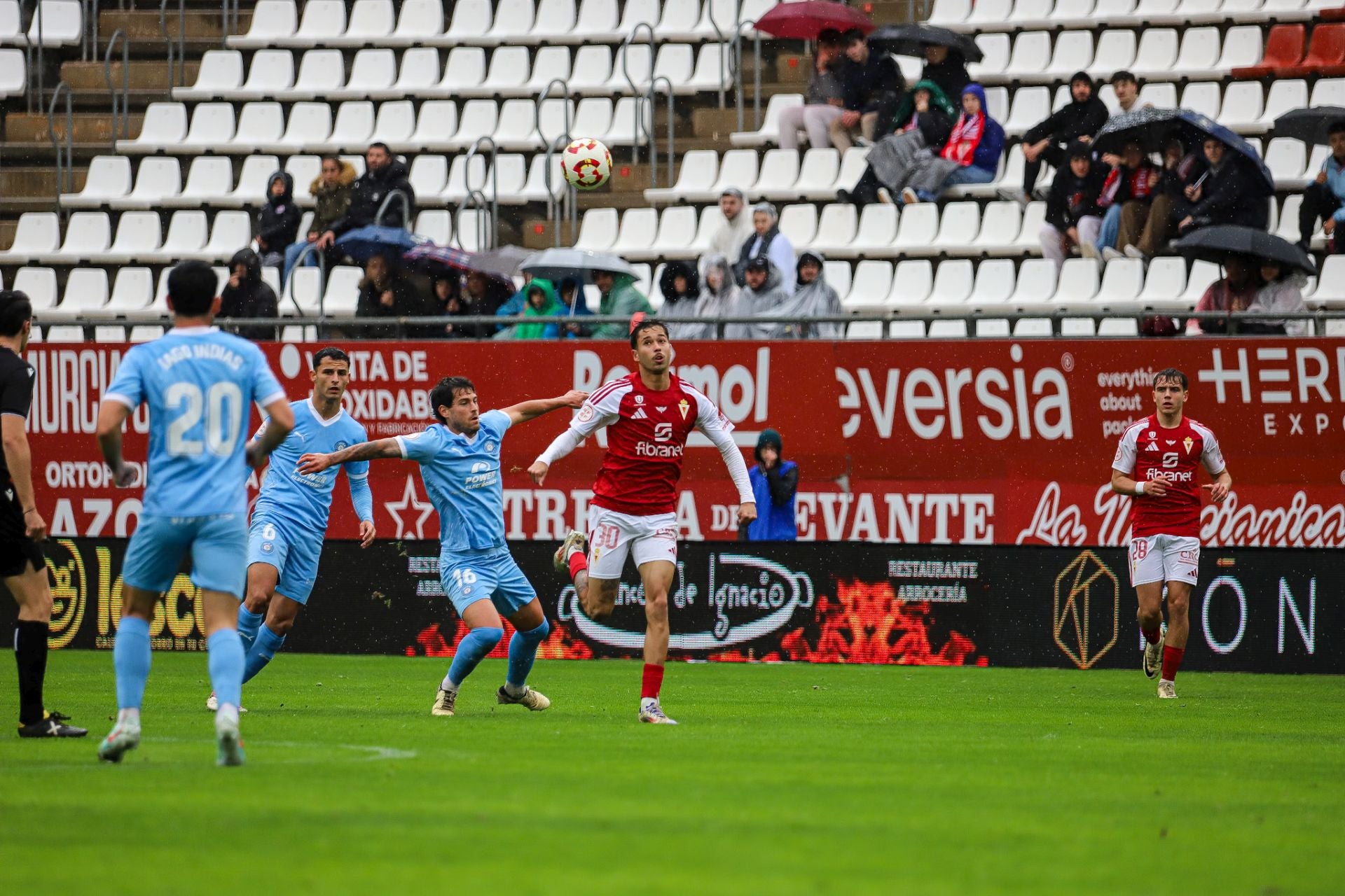 La derrota del Real Murcia frente al Ibiza, en imágenes