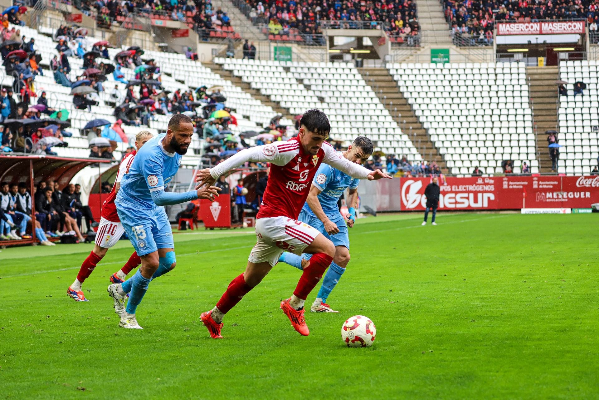 La derrota del Real Murcia frente al Ibiza, en imágenes