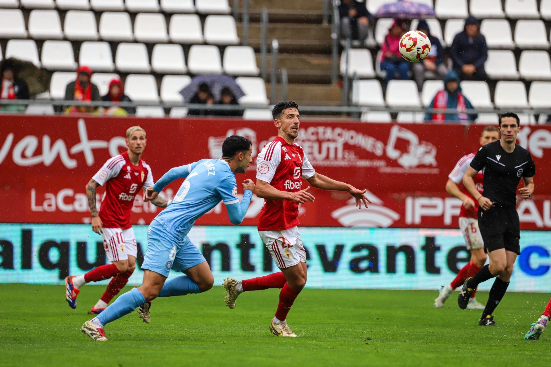 La derrota del Real Murcia frente al Ibiza, en imágenes