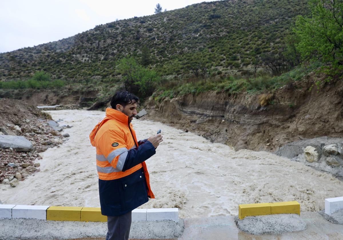 Crecida de los cauces por las lluvias caídas en el temporal.