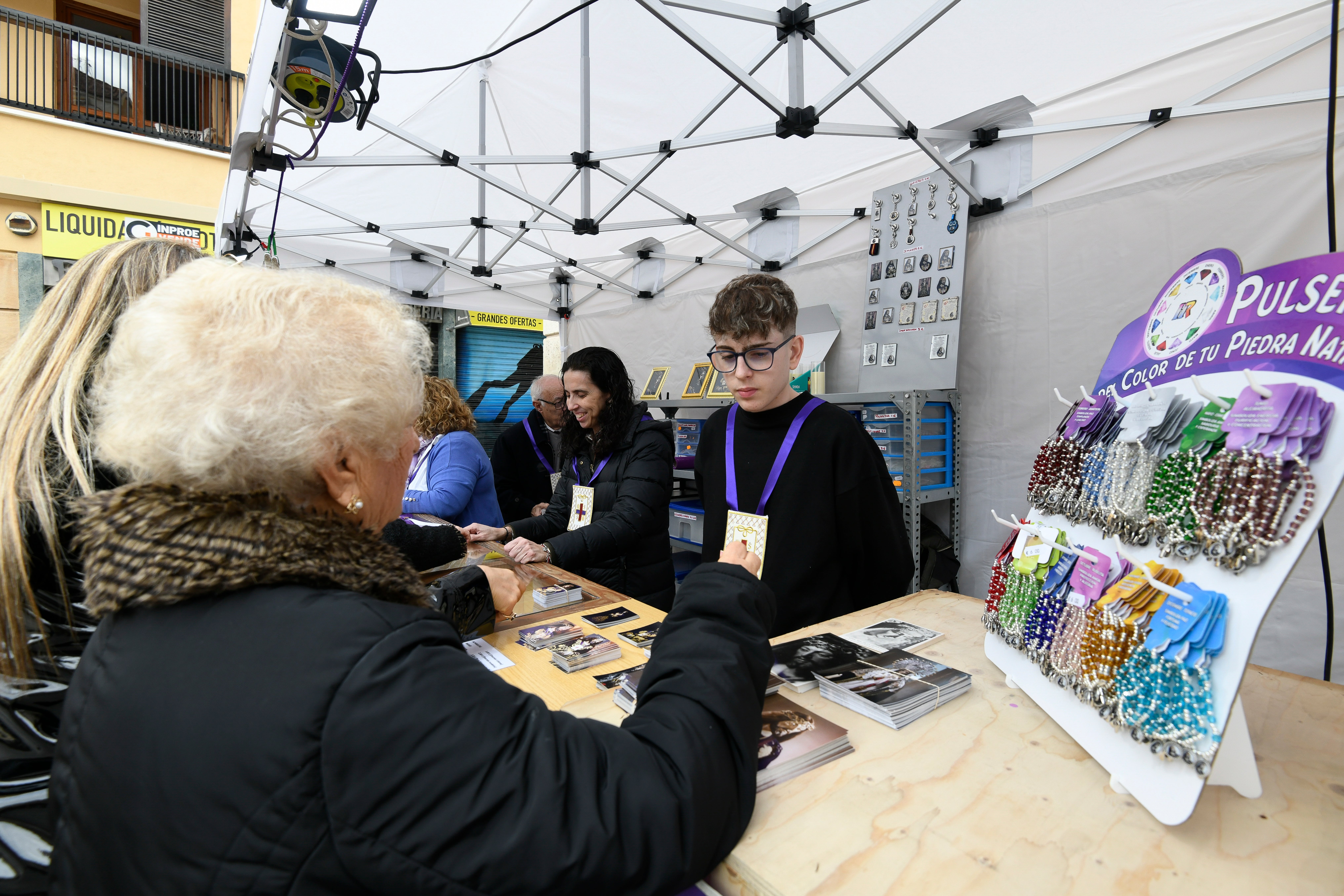 Besapié del Cristo del Rescate, en imágenes