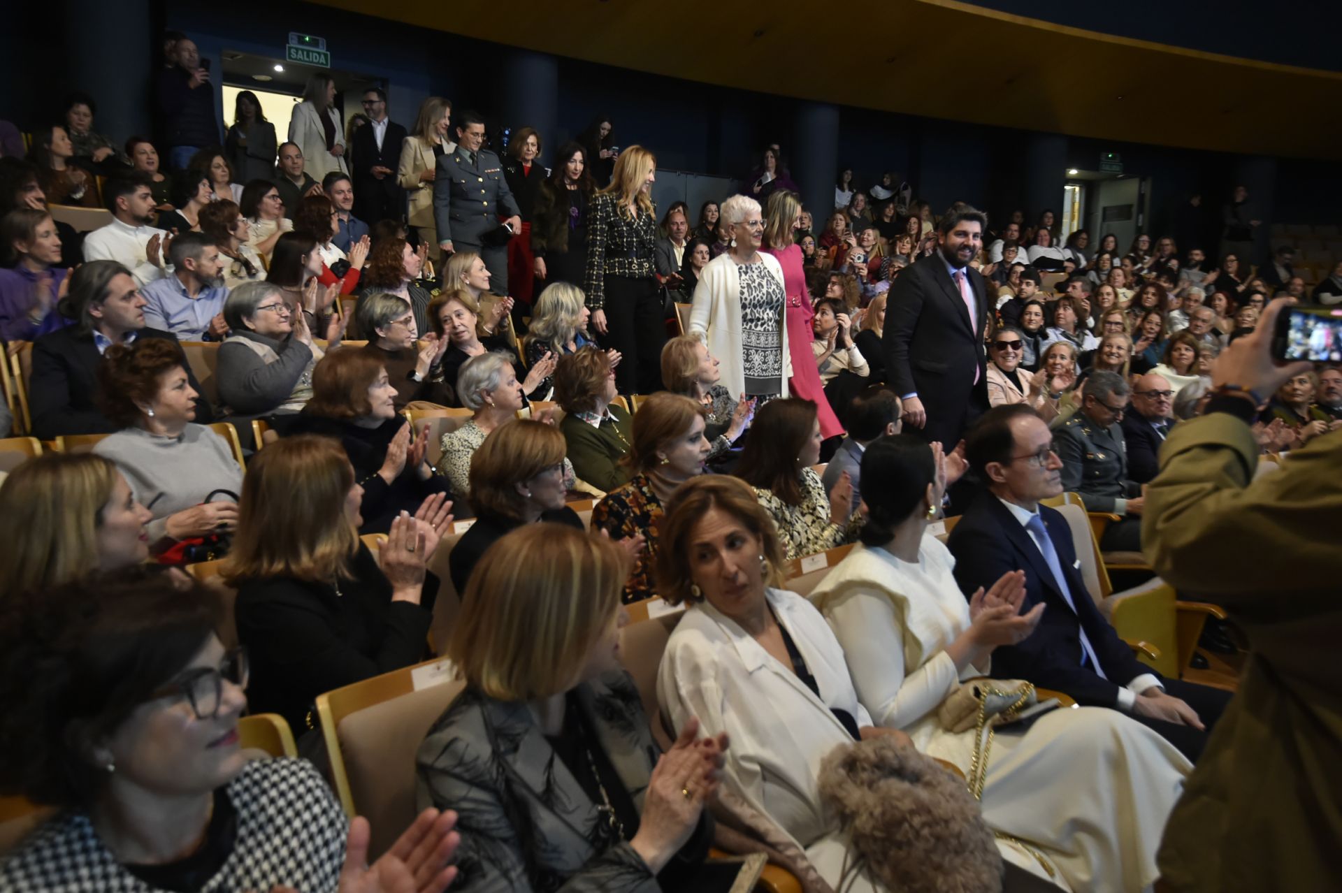 En imágenes, la entrega de los Premios 8 de Marzo de la Comunidad