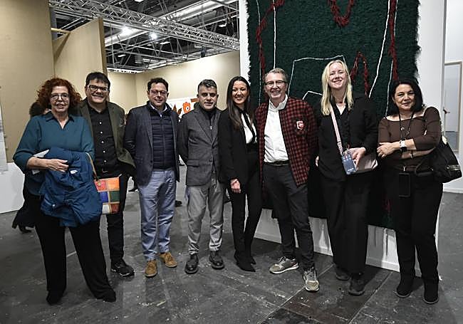 Mareta Espinosa (IAC), Juan García Sandoval, Manuel Cebrián, Juan Antonio Lorca, Carmen Conesa, Adrián Piera (IAC), Katarzyna Rogowicz y Rosa Miñano en la Feria ARCO Madrid.