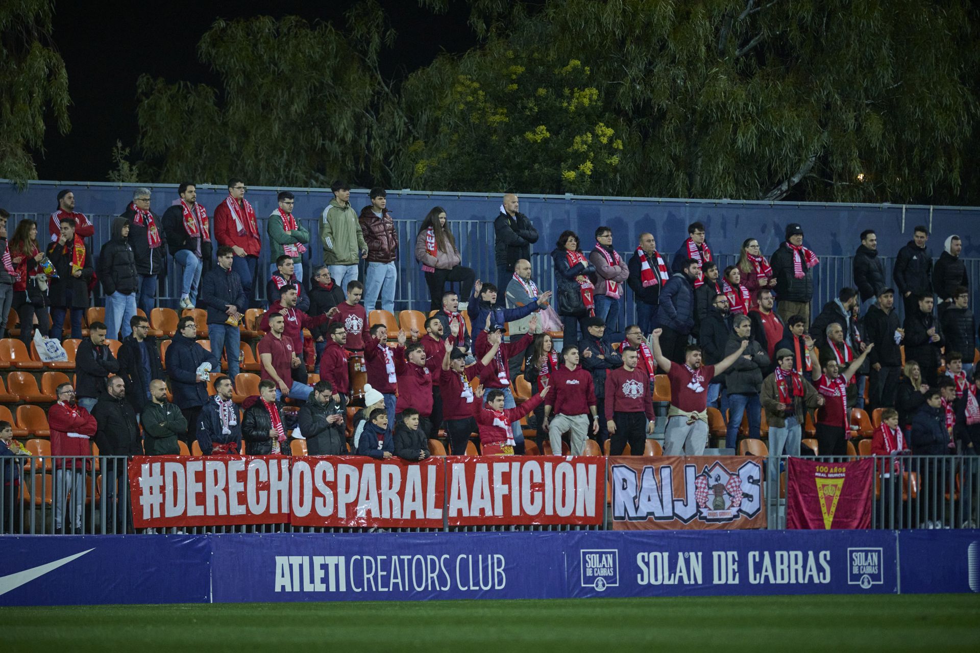 La derrota del Real Murcia frente al Atleti B, en imágenes