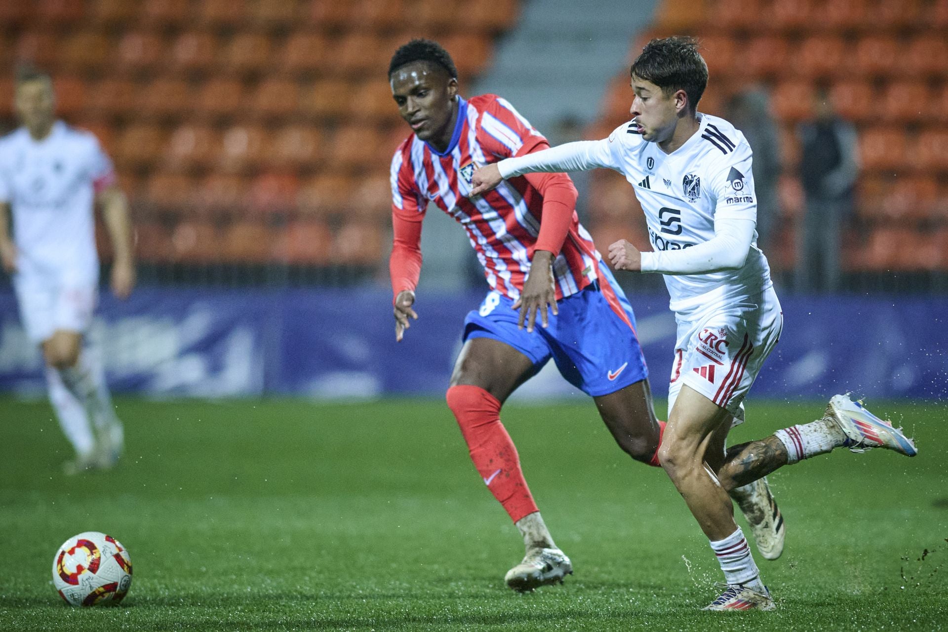 La derrota del Real Murcia frente al Atleti B, en imágenes