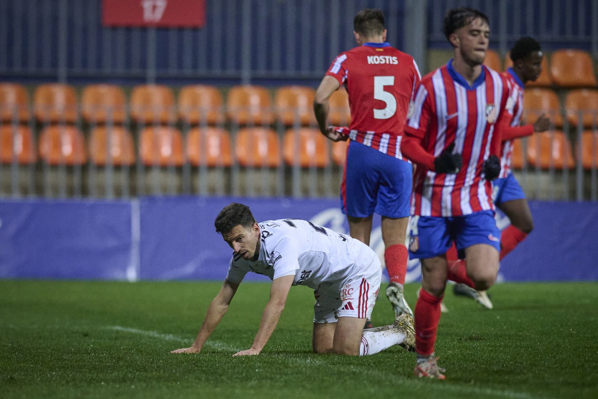 La derrota del Real Murcia frente al Atleti B, en imágenes