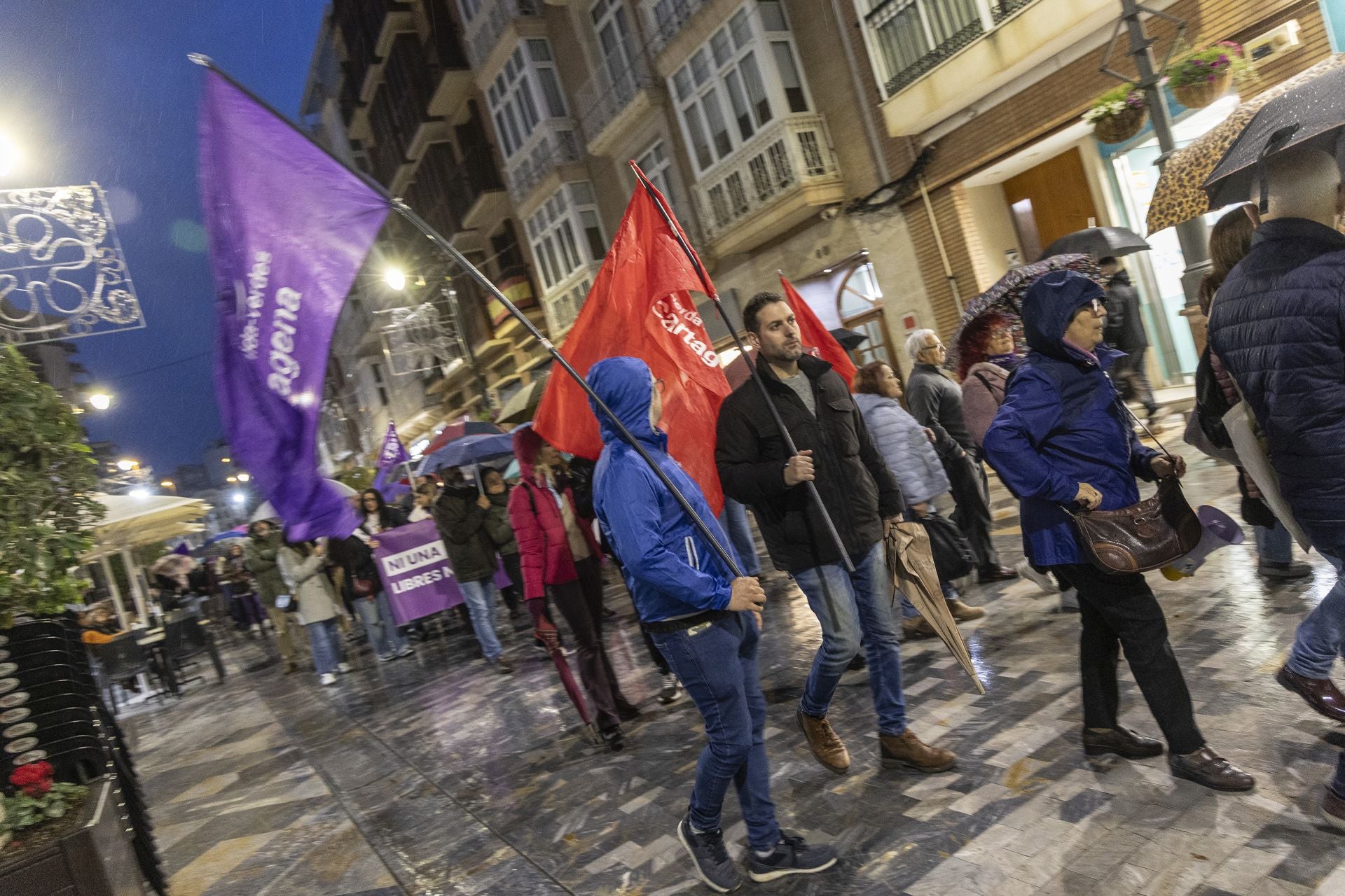 Manifestación por el 8M en Cartagena, en imágenes