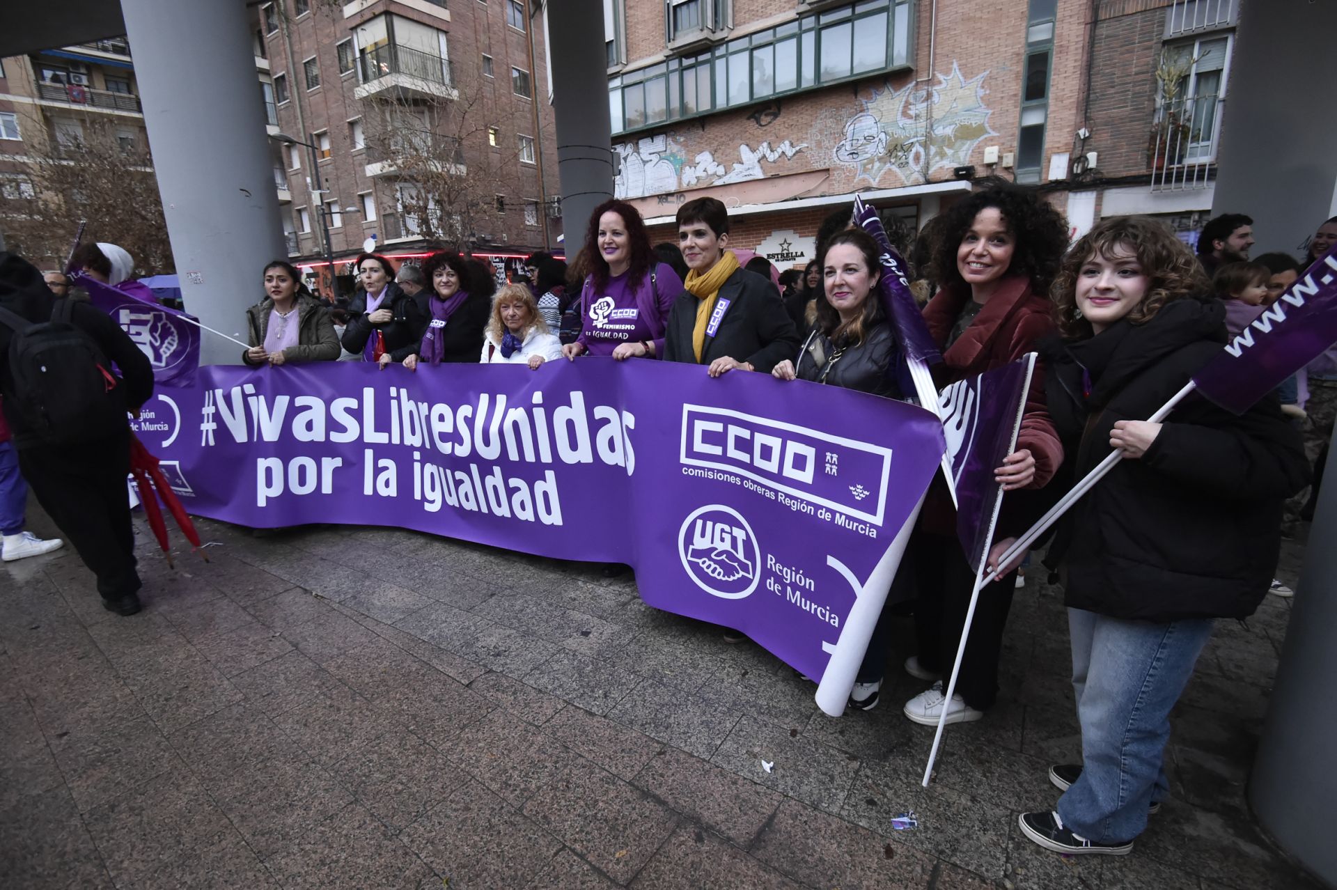 La manifestación por el 8M en Murcia, en imágenes