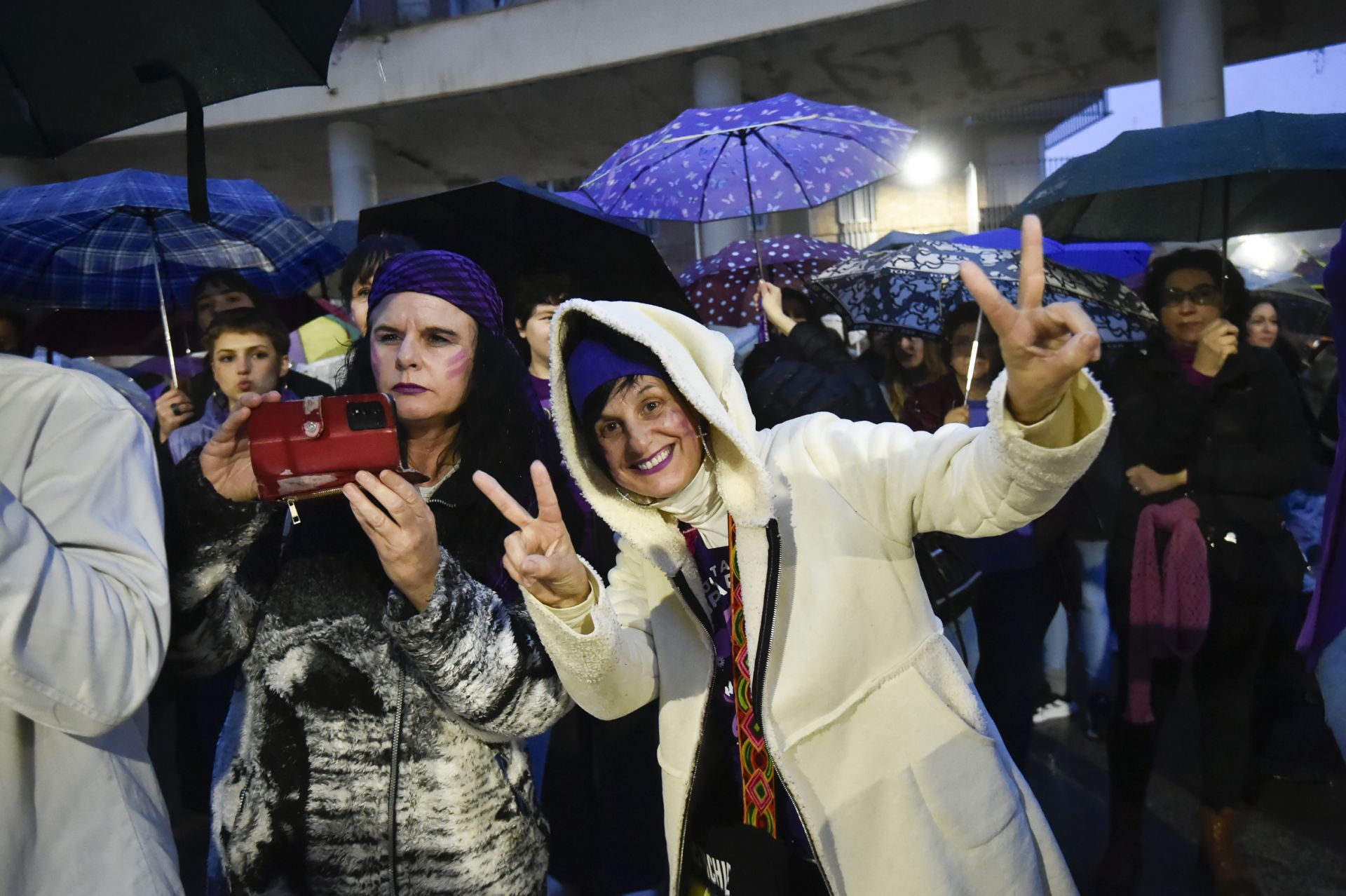 La manifestación por el 8M en Murcia, en imágenes