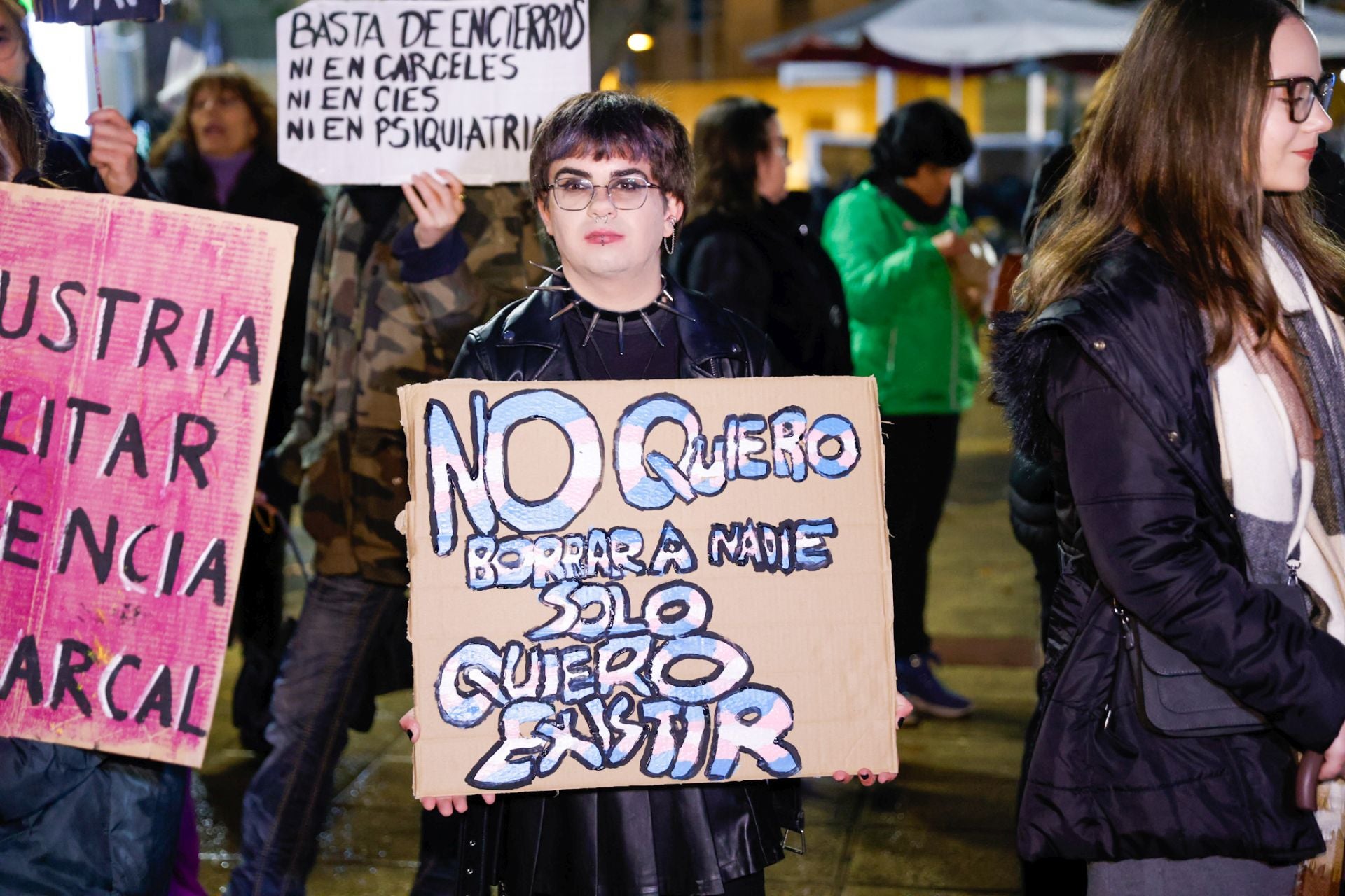 La manifestación por el 8M en Lorca, en imágenes