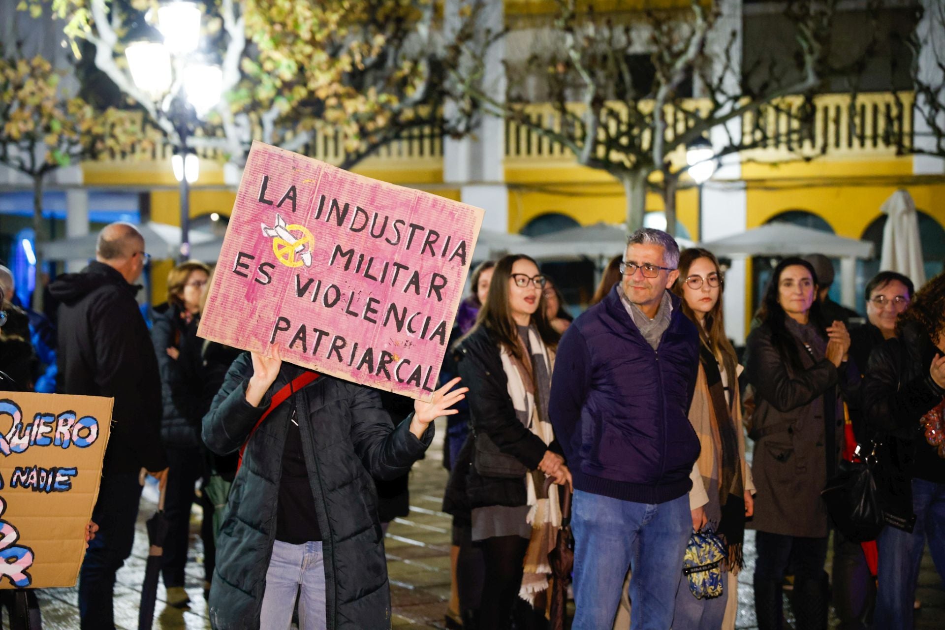 La manifestación por el 8M en Lorca, en imágenes