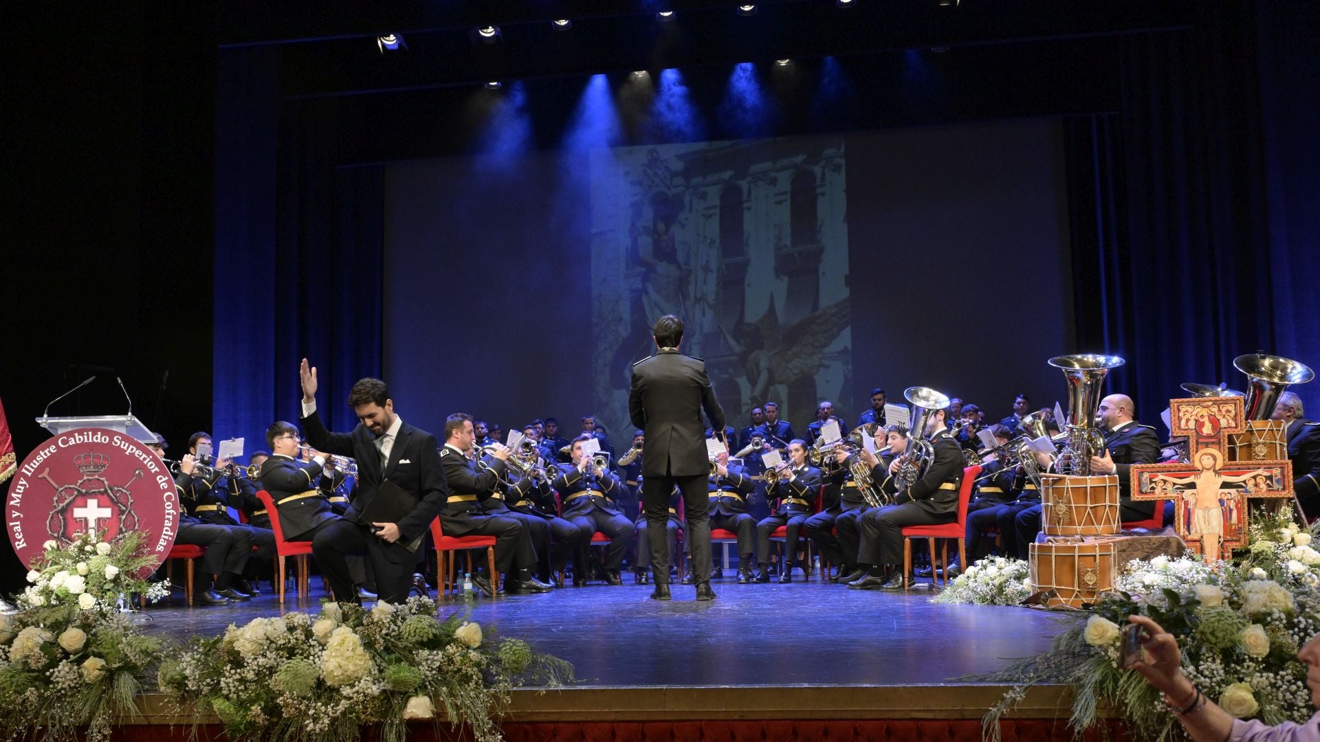 La lectura del pregón de la Semana Santa de Murcia, en imágenes