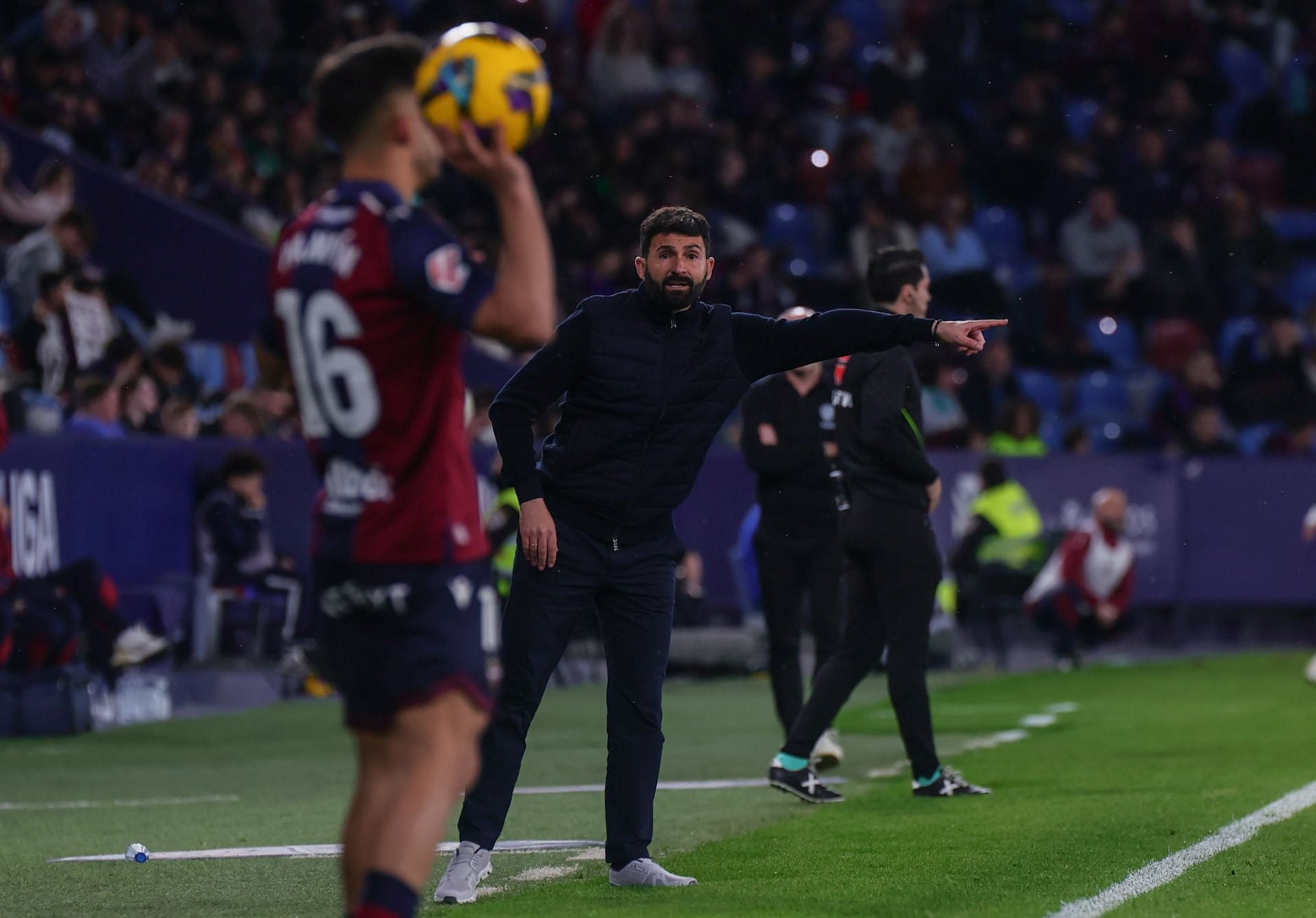 La derrota del Cartagena frente al Levante, en imágenes