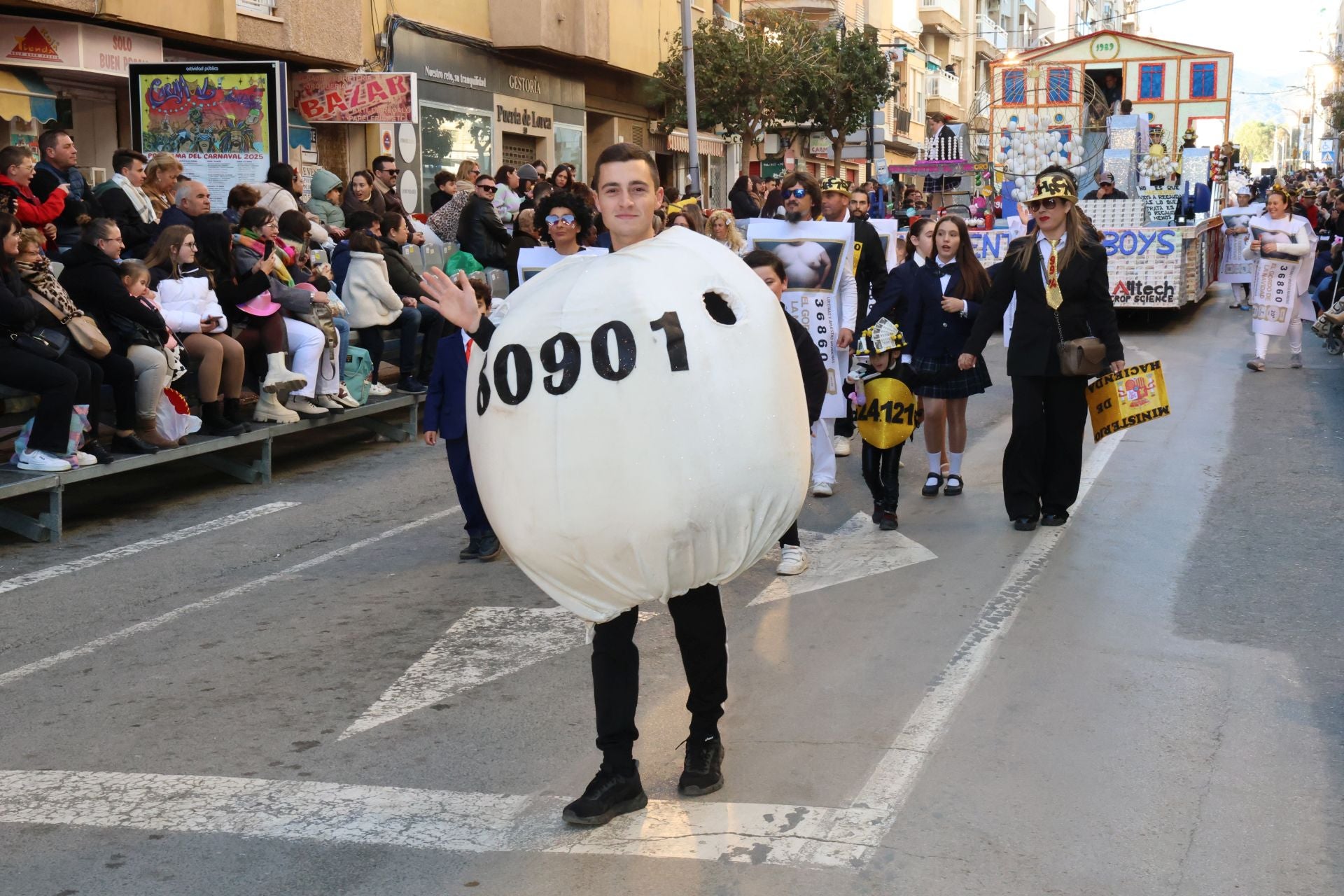 Desfile de Carnaval en Águilas, en imágenes