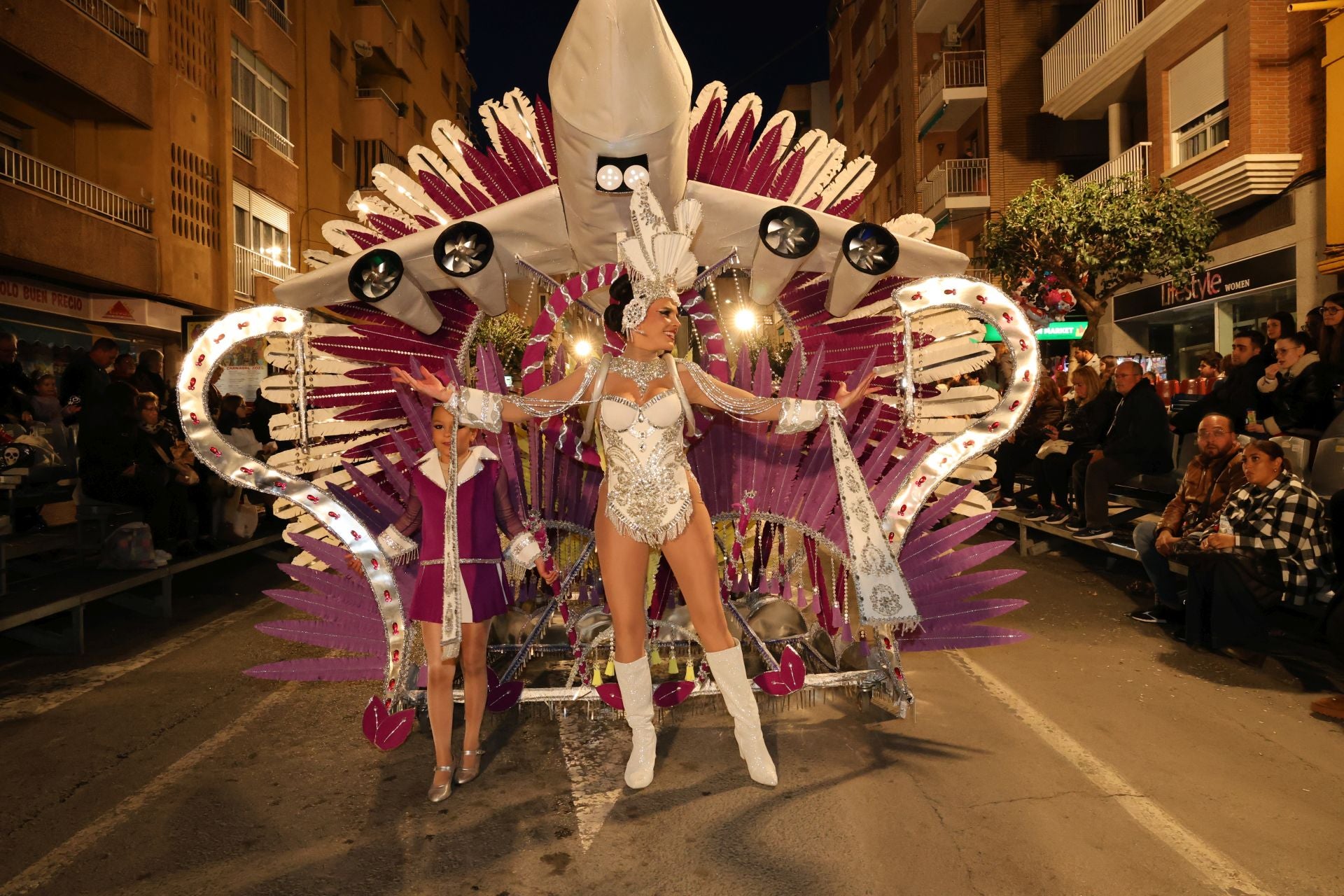 Desfile de Carnaval en Águilas, en imágenes