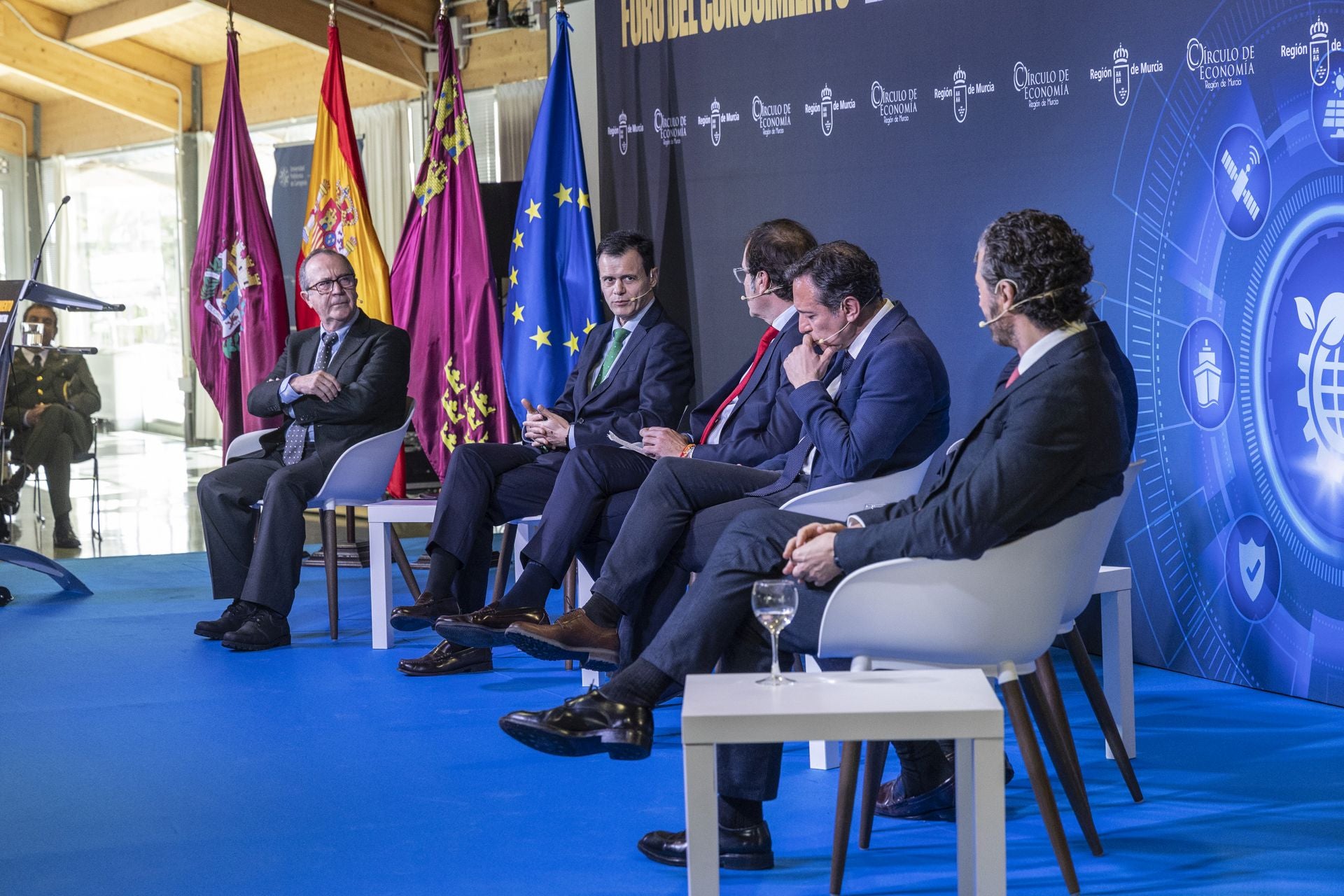 El &#039;Foro del conocimiento: las oportunidades de la nueva industria&#039; de Cartagena, en imágenes