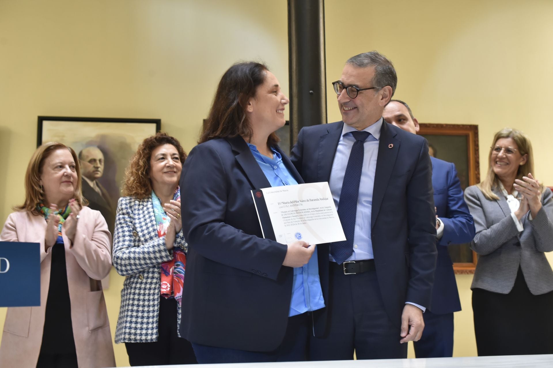 El acto de entrega de los premios al liderazgo femenino en investigación de la UMU, en imágenes