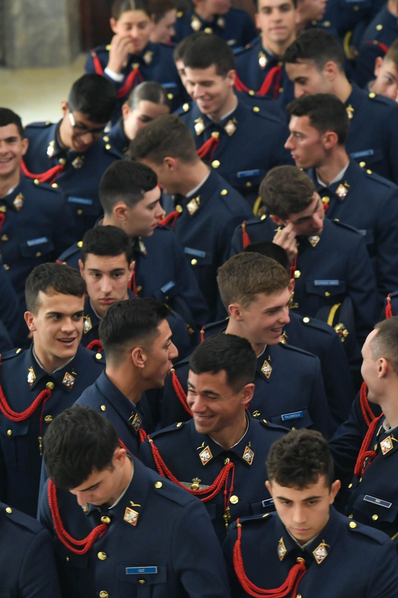Visita de los alumnos de la AGA al Ayuntamiento de Murcia, en imágenes