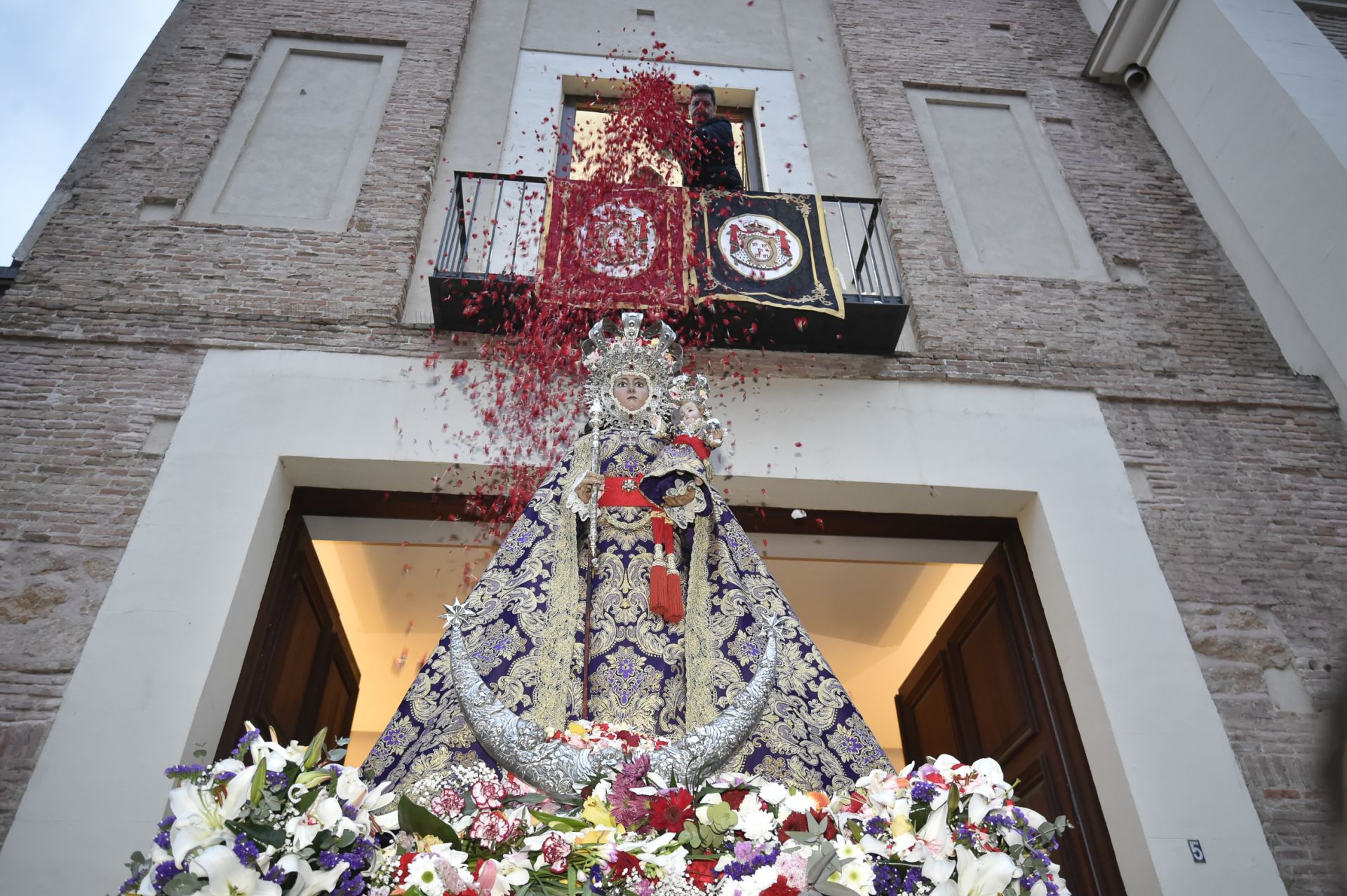 La bajada de la Virgen de la Fuensanta, en imágenes