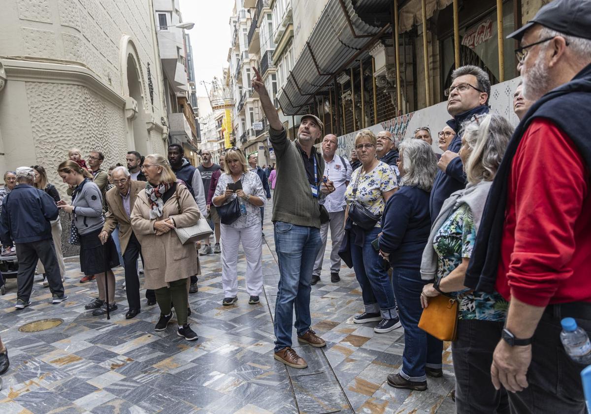 Turistas en Cartagena, en una imagen de archivo.