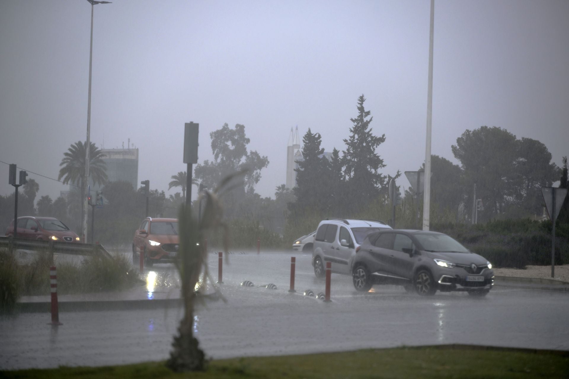 Las imágenes de la tromba de agua que ha afectado a la Región de Murcia este viernes