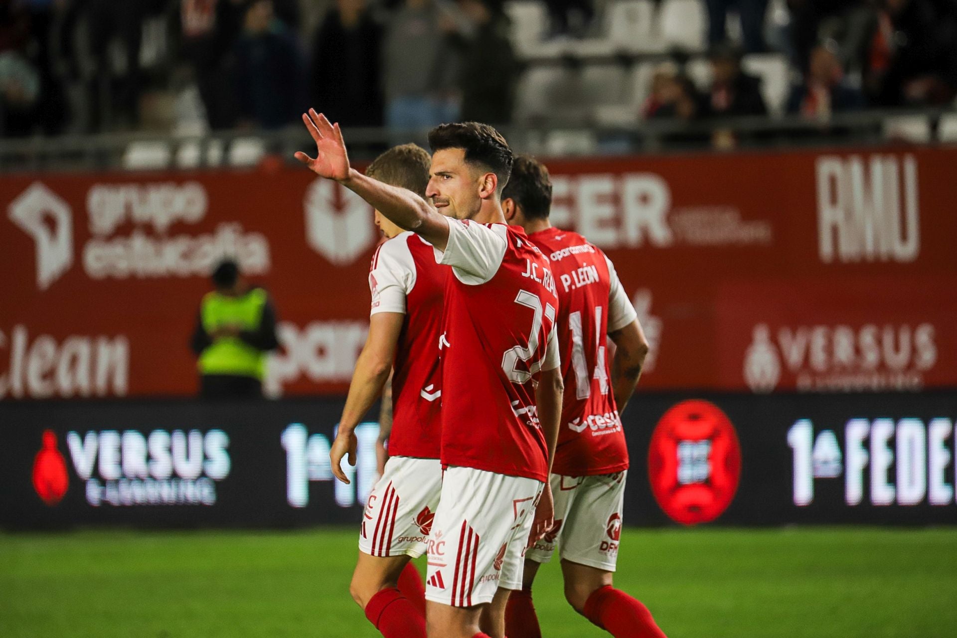 La victoria del Real Murcia frente al Fuenlabrada, en imágenes