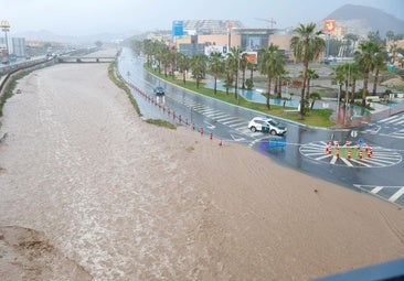 Las lluvias ocasionan más de 70 incidencias en Águilas y Mazarrón, entre ellas nueve atrapados en vehículos