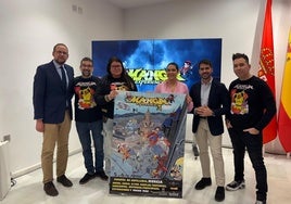 Diego Avilés, José Guillén, Carmen María Muñoz, Tony Fernández y Yolanda Castaño durante la presentación del 'Manga Experience'.