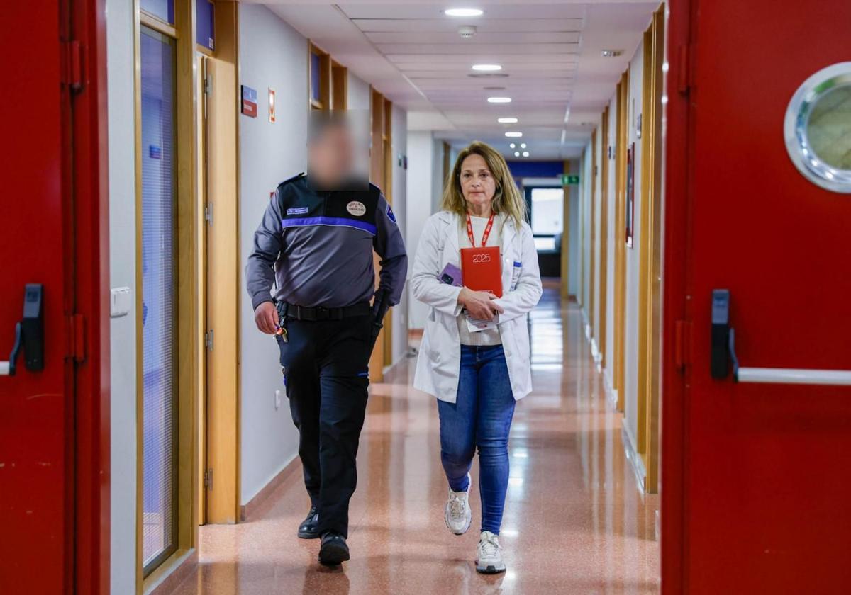 CC OO denuncia su exclusión en la negociación con la Consejería de Salud para la contratación de más personal en el hospital de Lorca