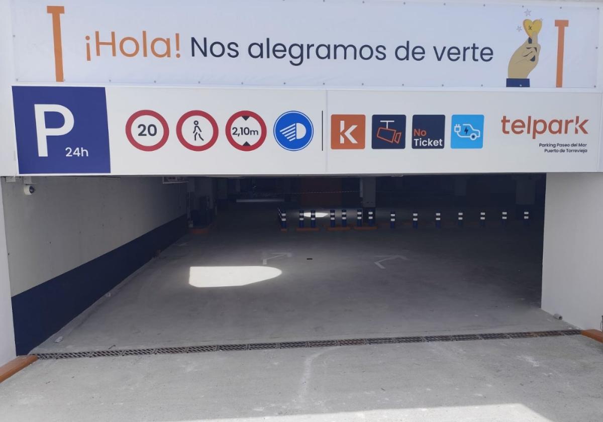 El nuevo aparcamiento de la zona de ocio del puerto de Torrevieja abre hoy con 640 plazas