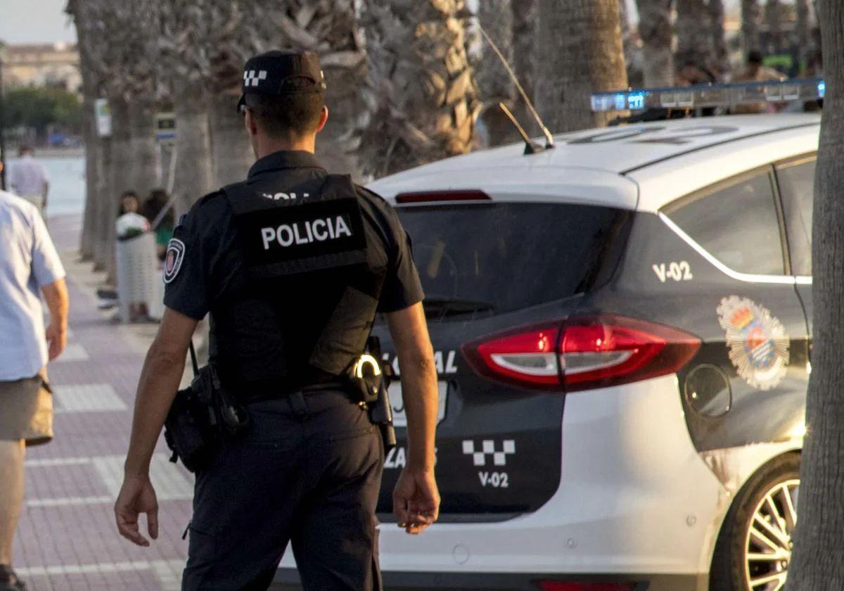 Tirotean con una escopeta un garito de droga de Los Alcázares