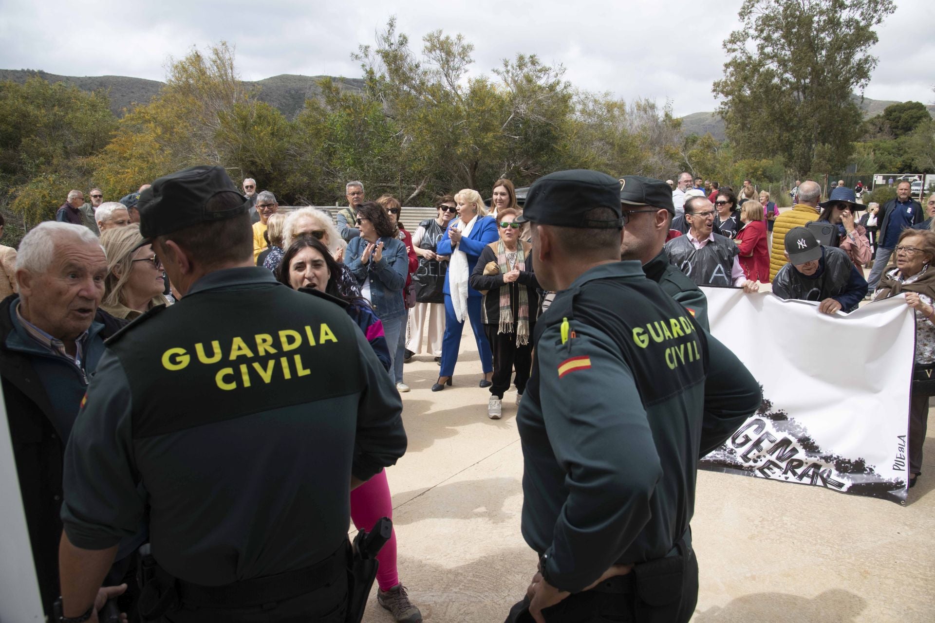 La manifestación con motivo de la reunión para la regeneración de la bahía de Portmán, en imágenes