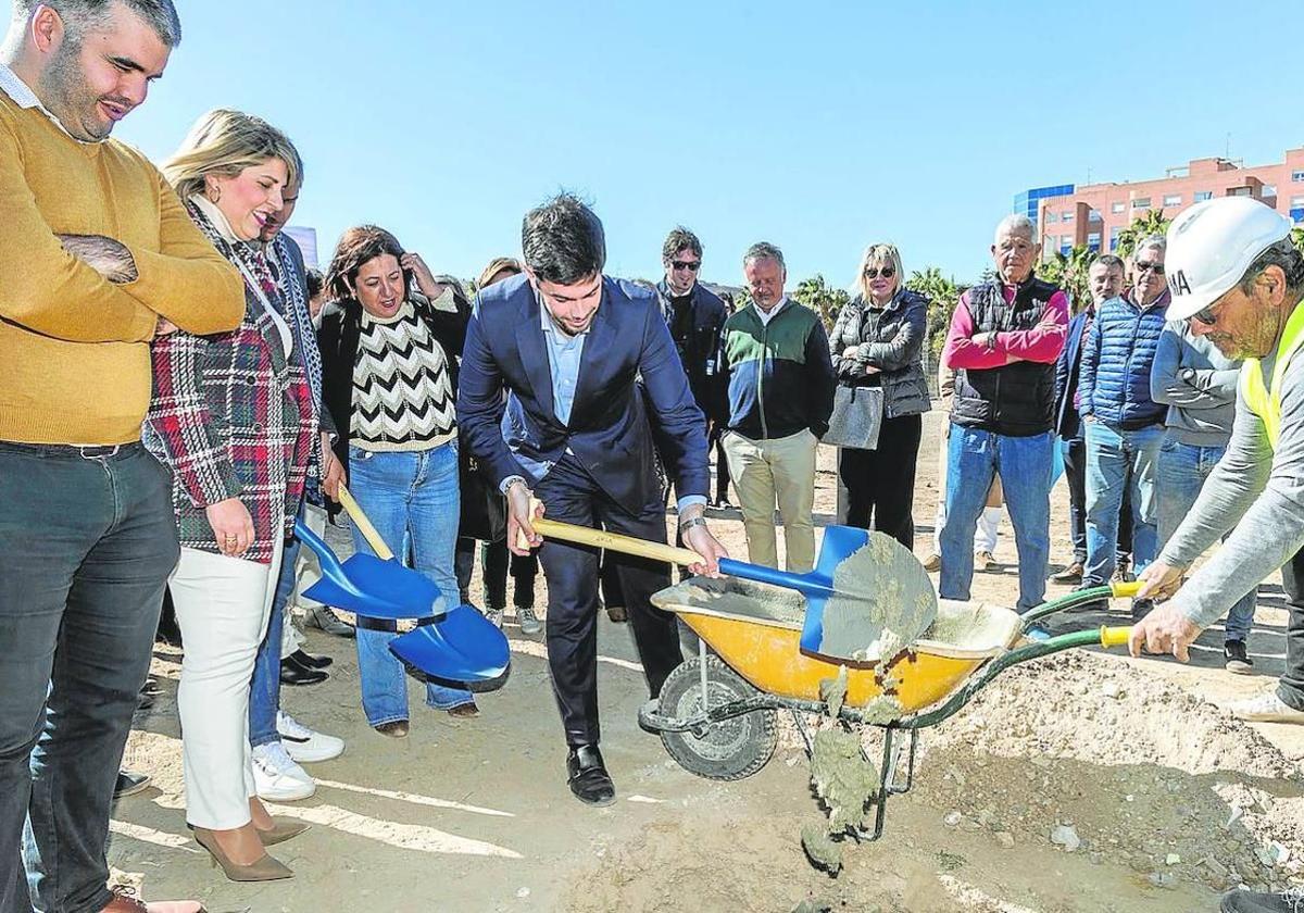 Cinco empresas pugnan por salvar la guardería del parque de la Rosa de Cartagena